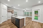 9-web-or-mls-5058 Lassen Ln-S2304-009