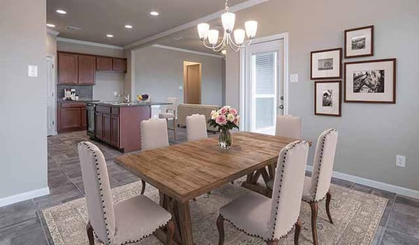 breakfast-table-with-chairs-new-home