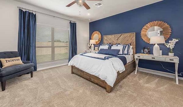 desks-as-nightstands