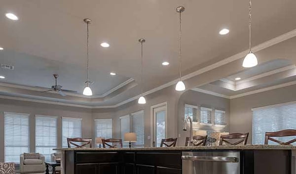 pendant-lighting-above-kitchen-island