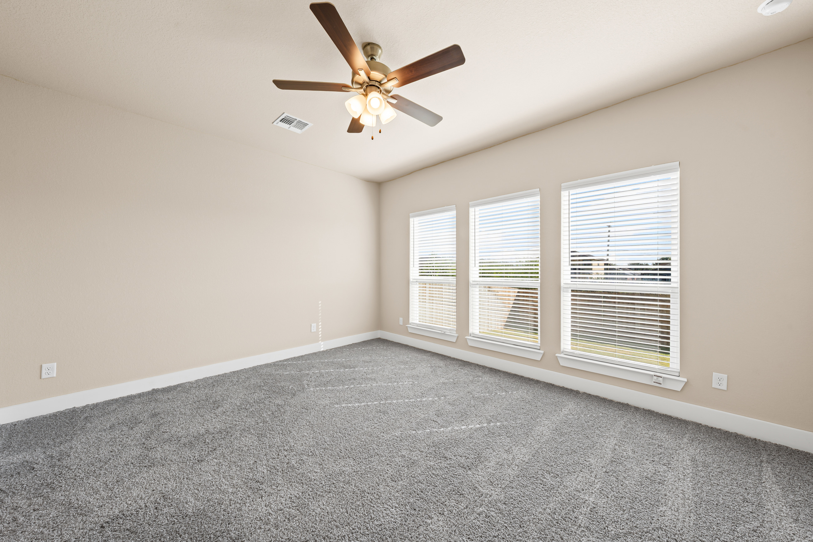 1003 hawks shadow-24