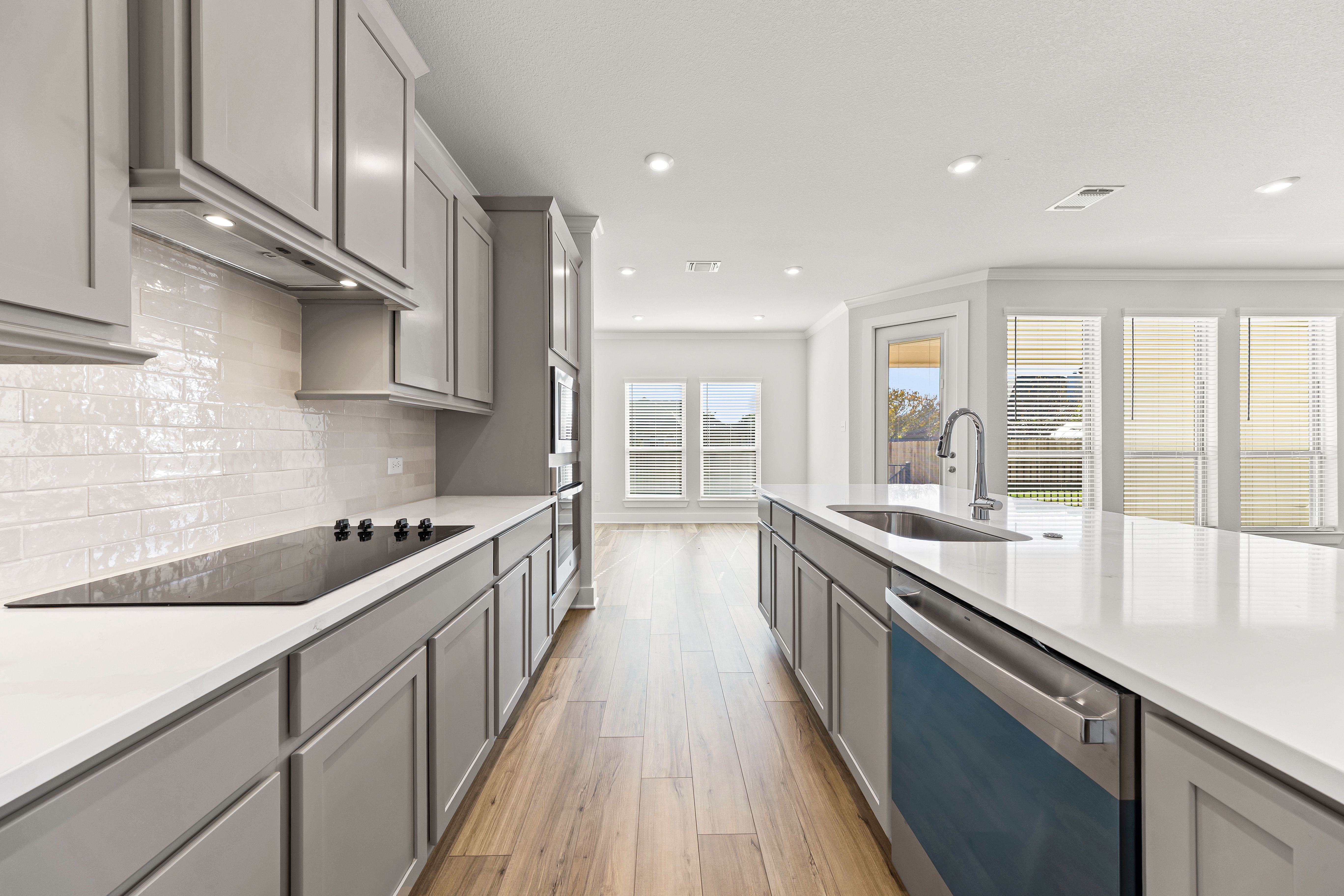 10717 campsite dr-10