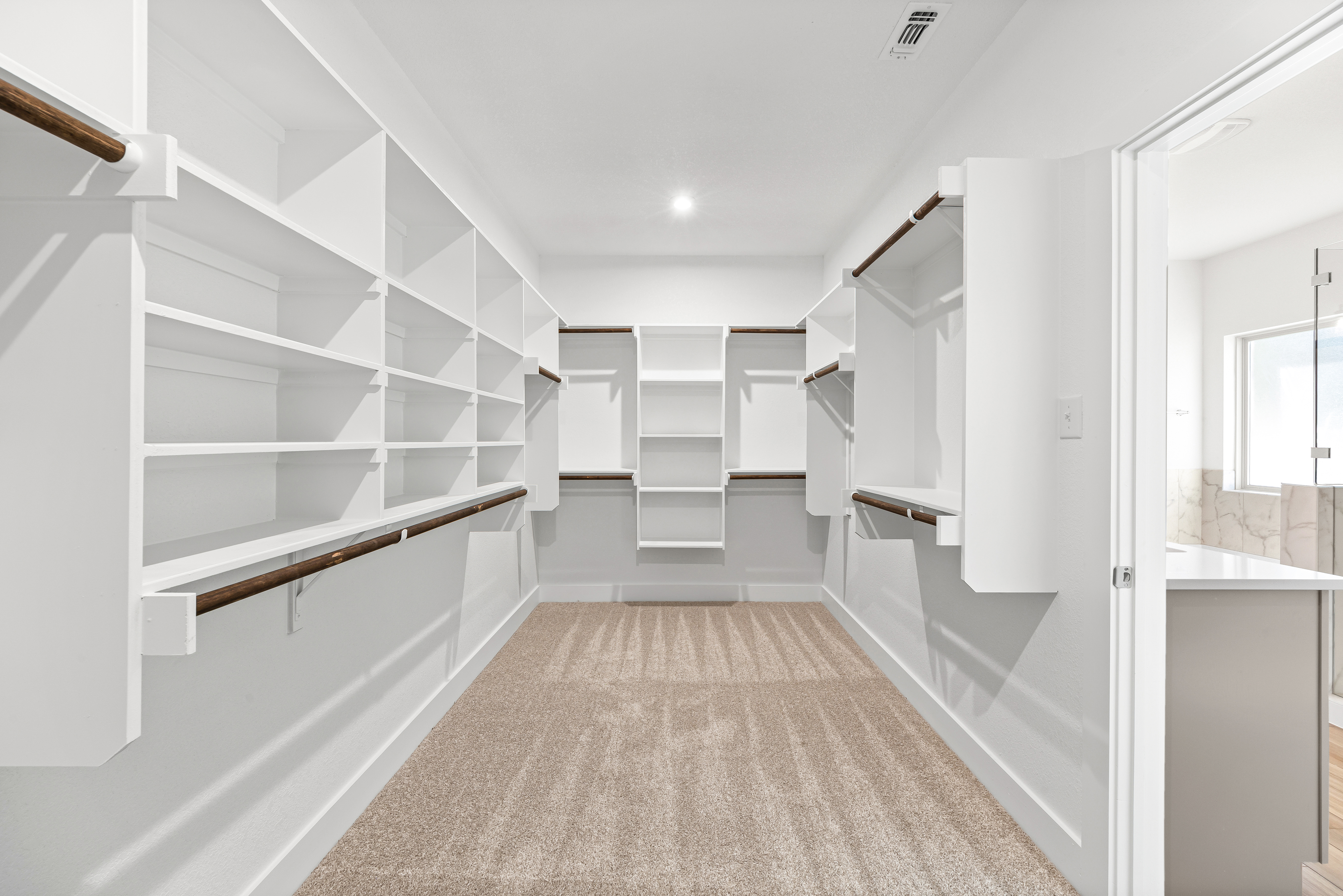 10717 campsite dr-29