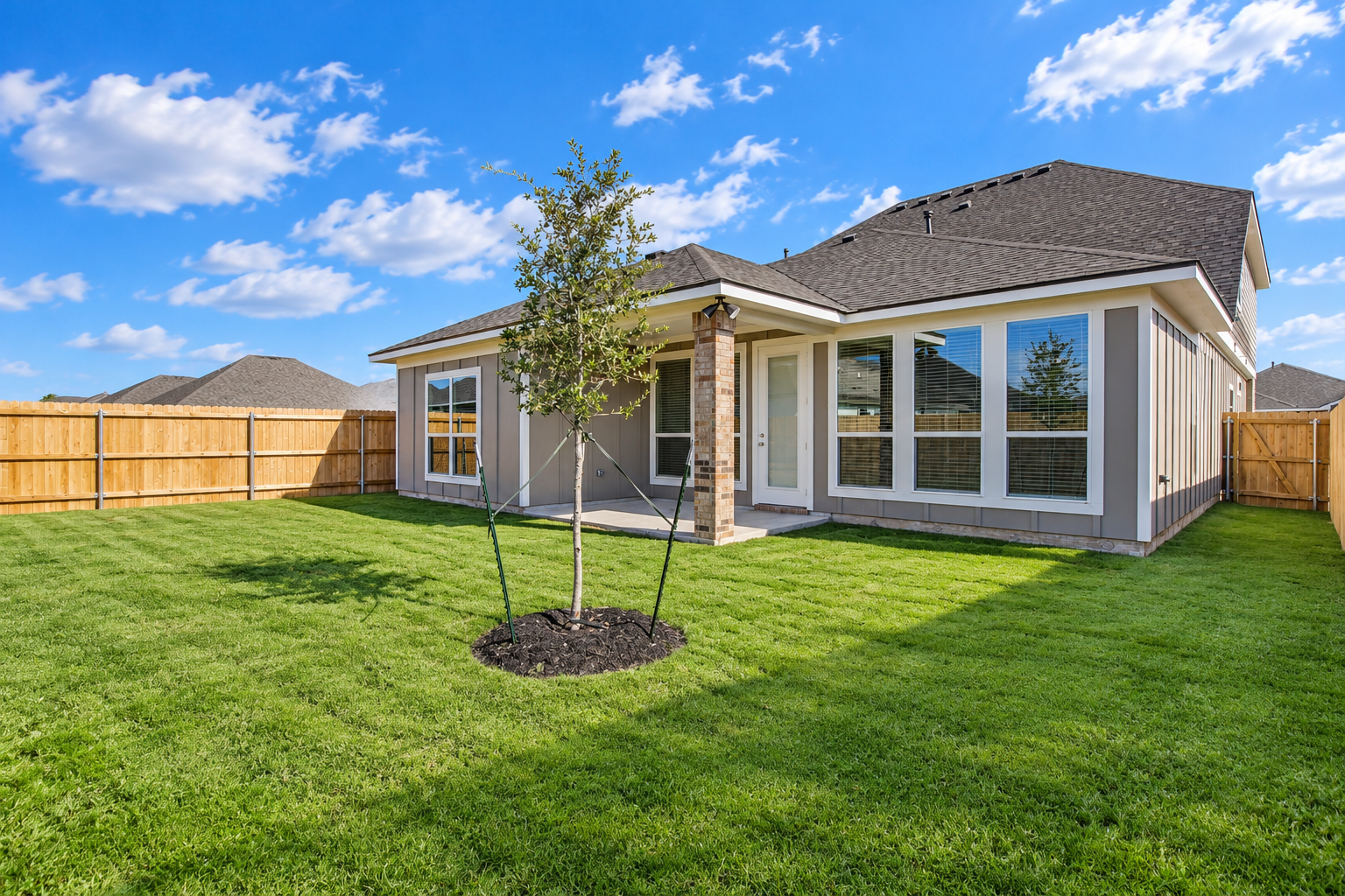 1209-patriot-backyard