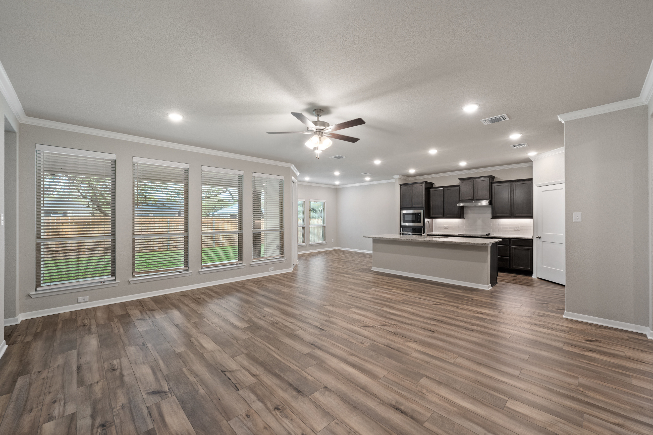 1318 logan-18