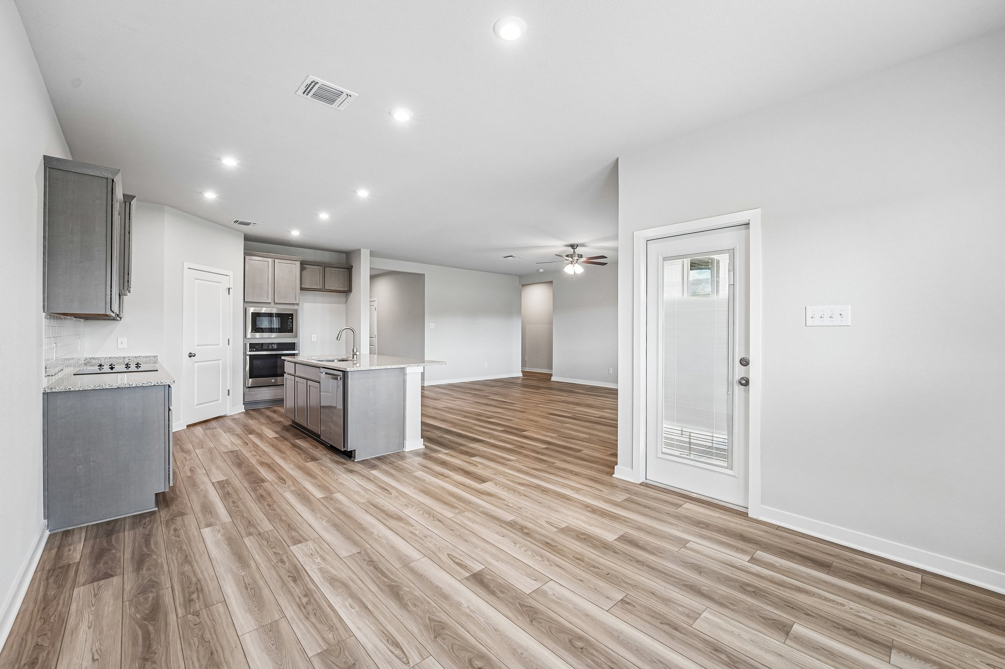 1415 Thornridge Dr (3)