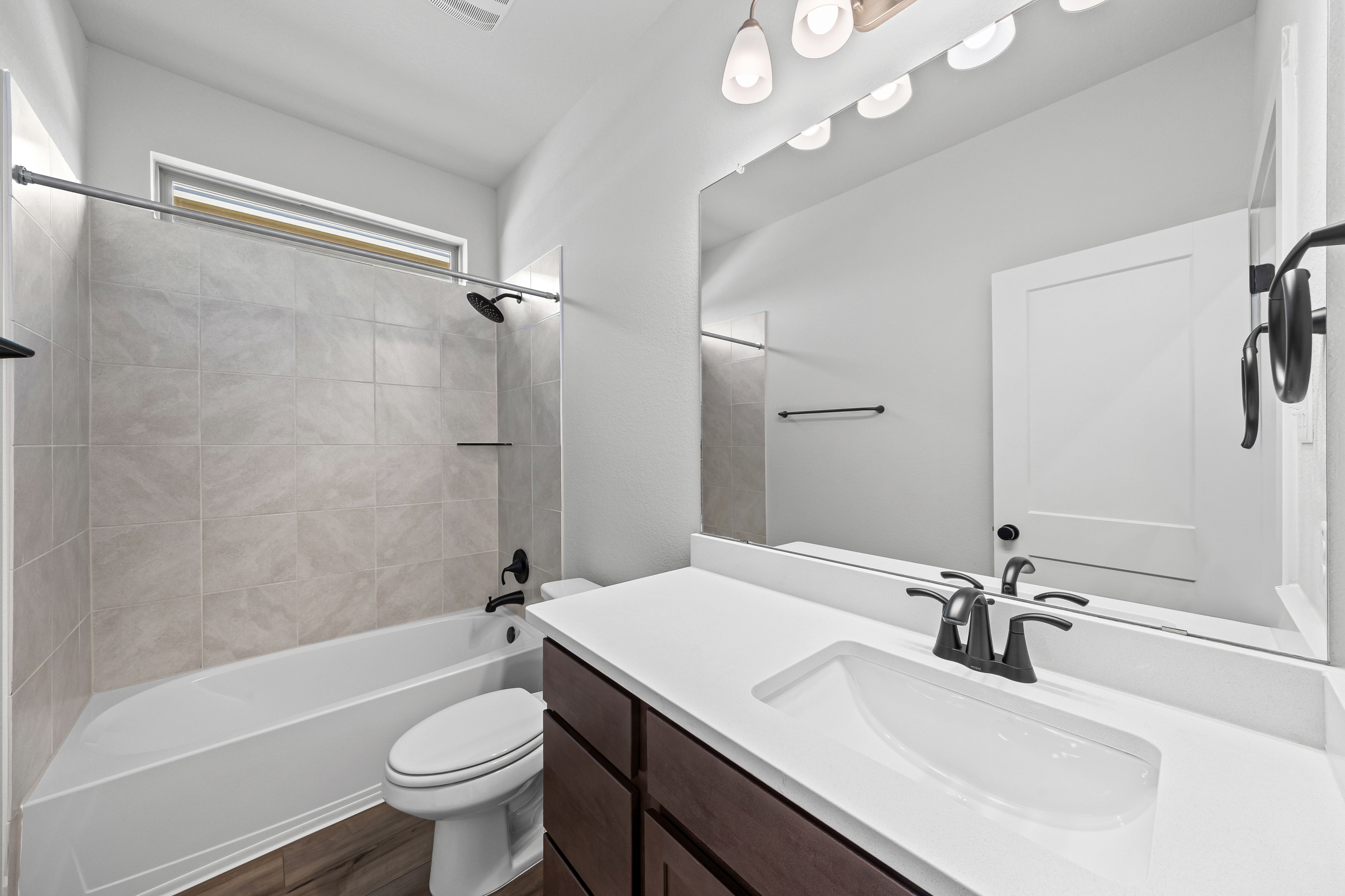 19_2030 westphalia dr-19