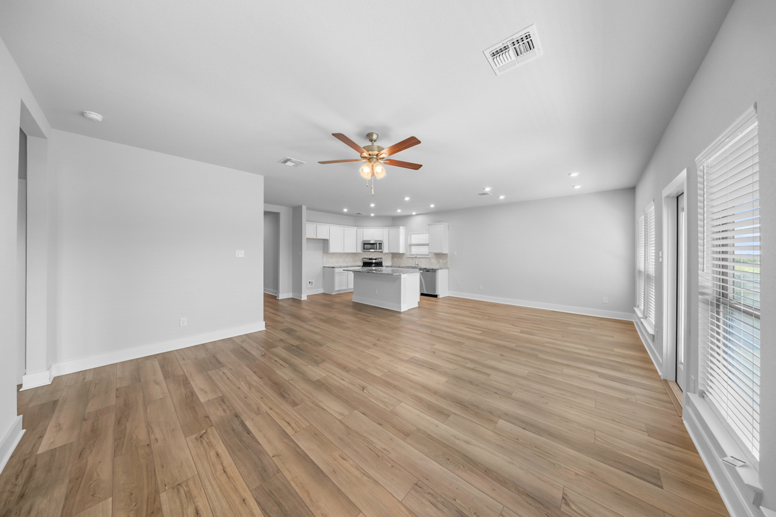2029 zabcikville dr-4