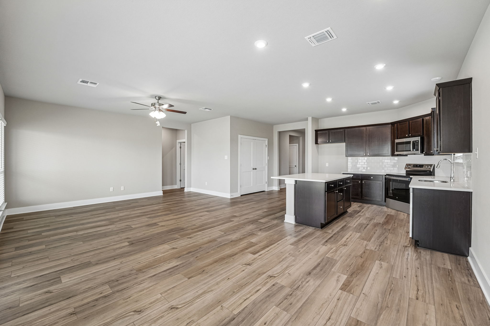 2620 fox River Dr (31)