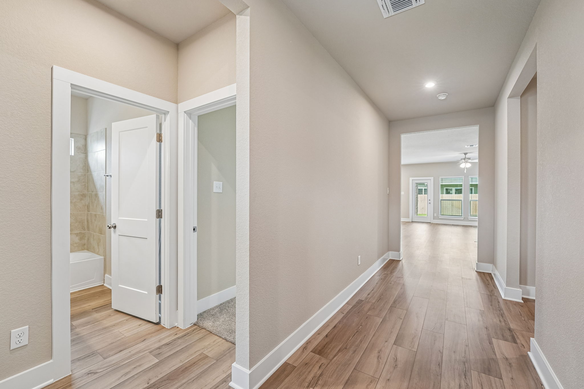 2620 fox River Dr (5)