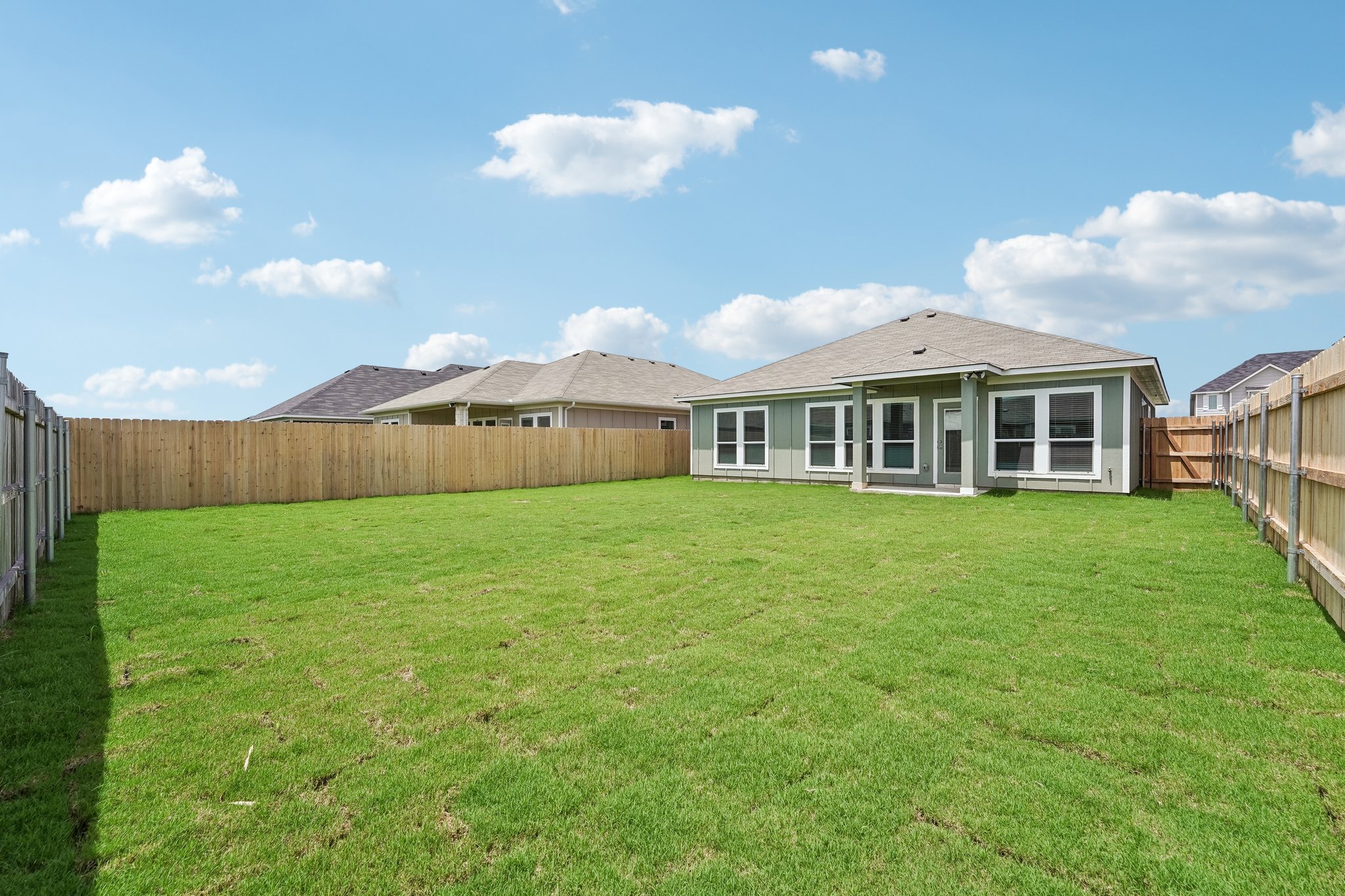 27-web-or-mls-Sitka Dr-S1006-027