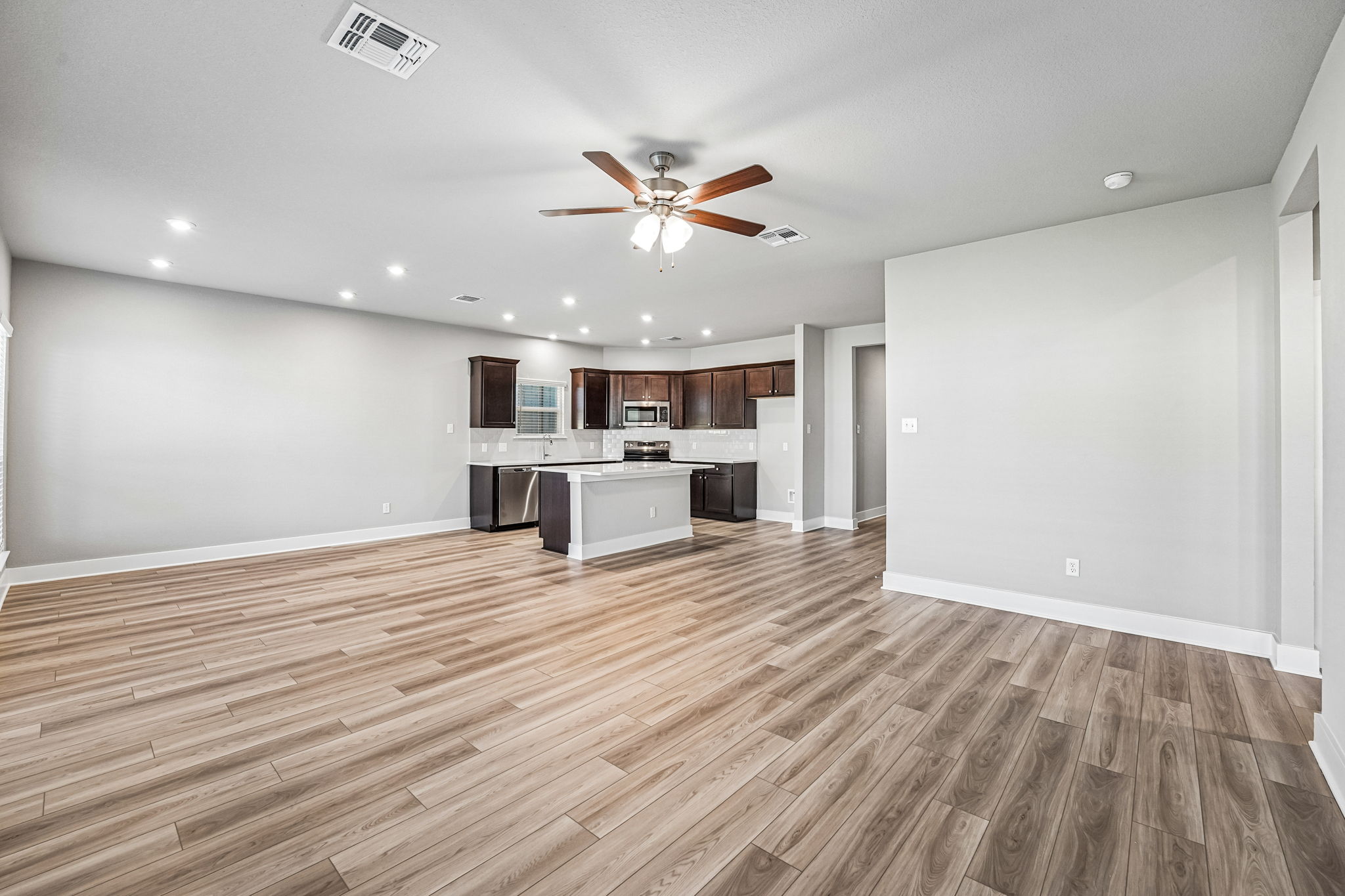 2806 Wasilla Dr (31)