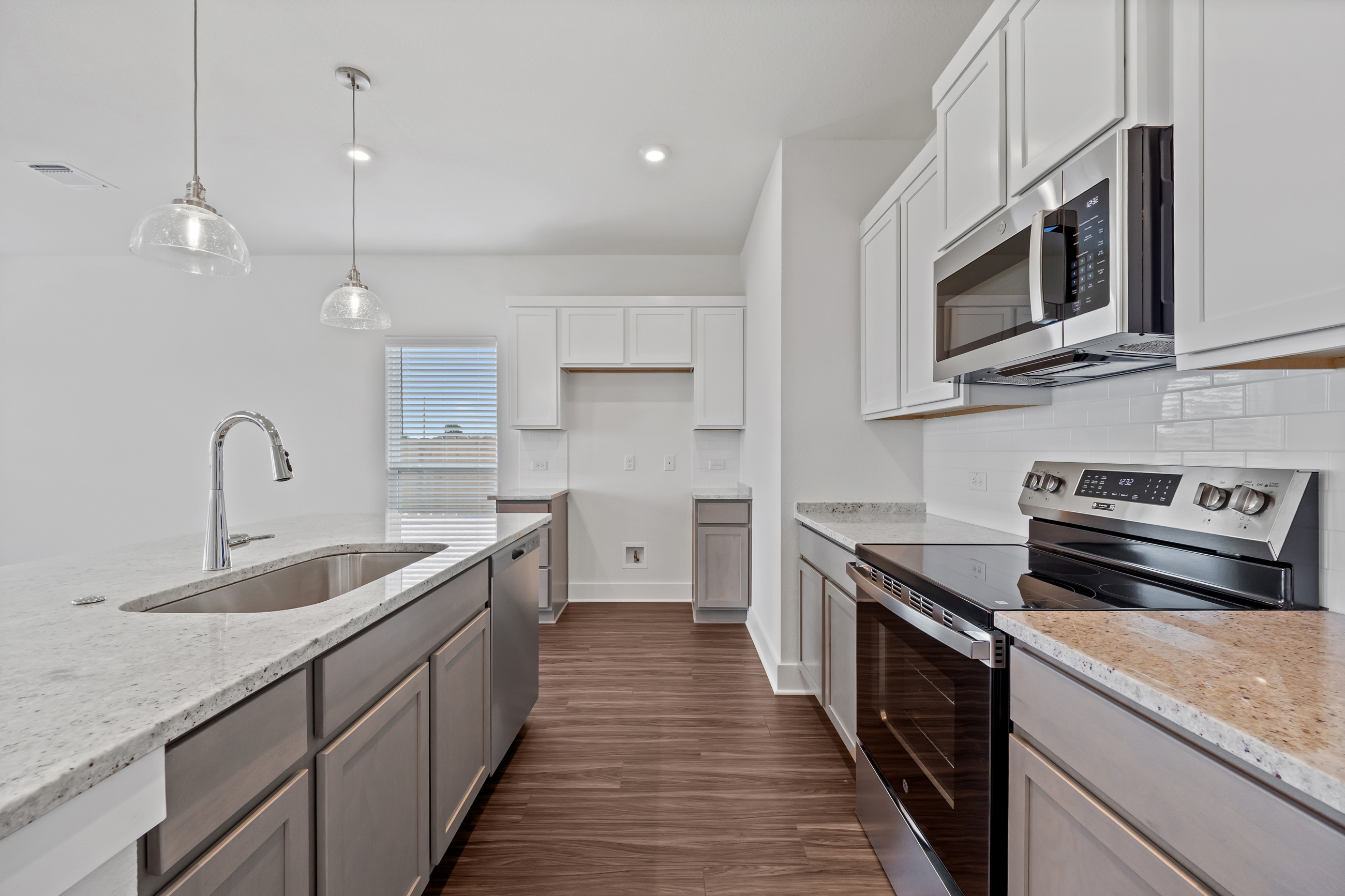 2821 wasilla dr-14