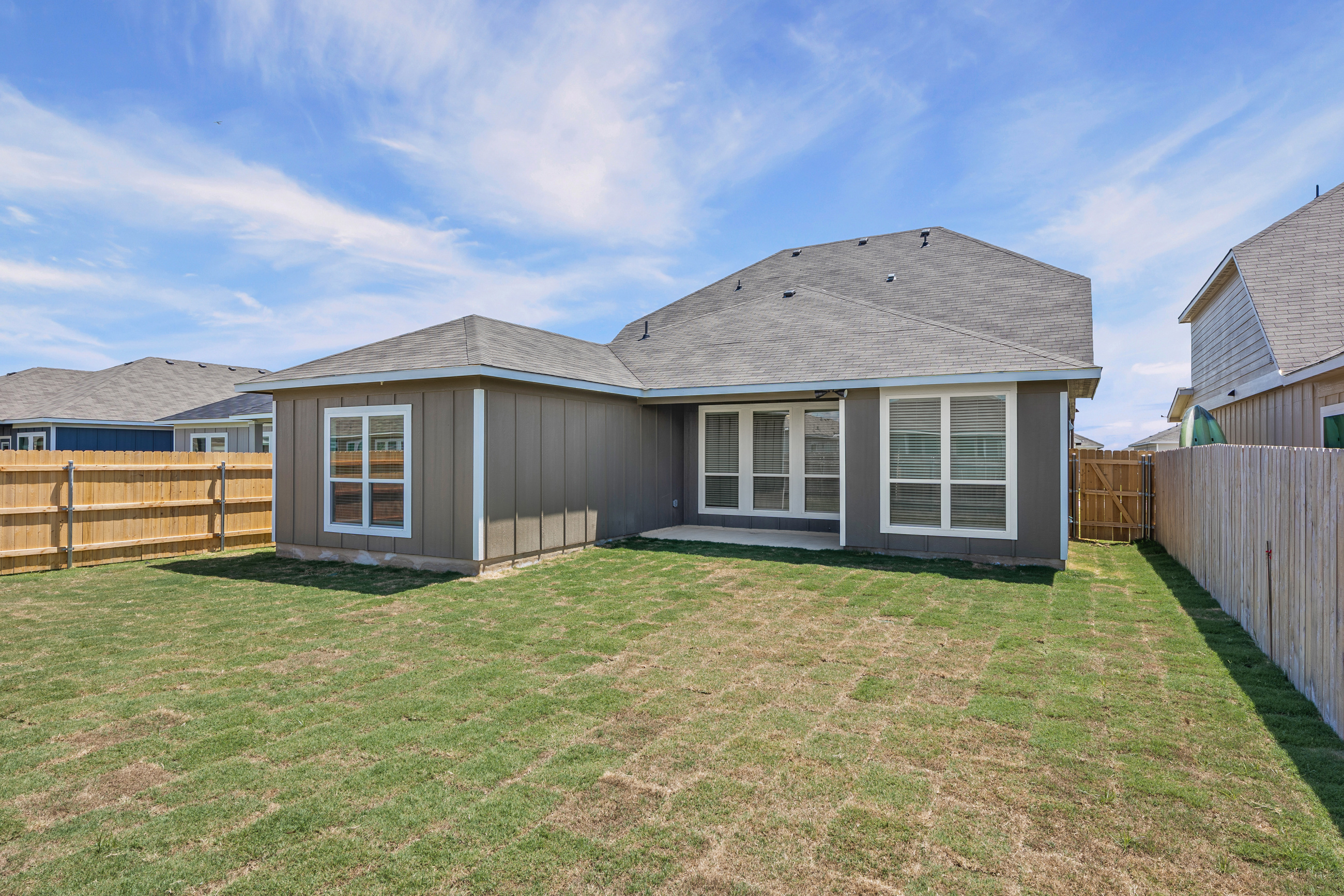 2828 fox river dr-39