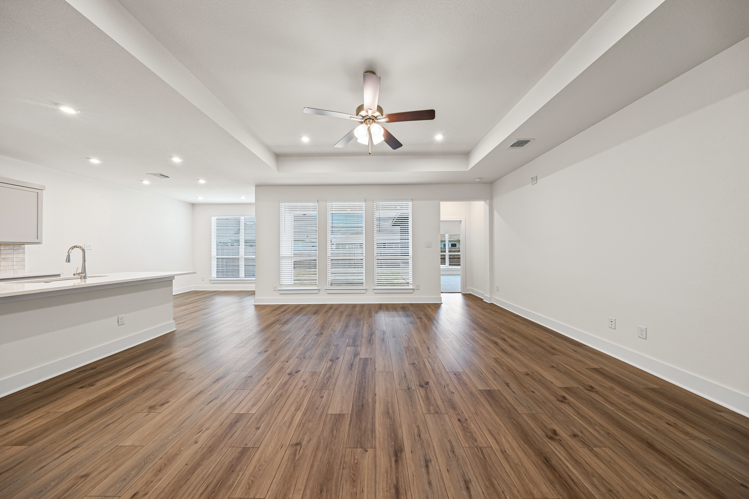 2828 fox river dr-6