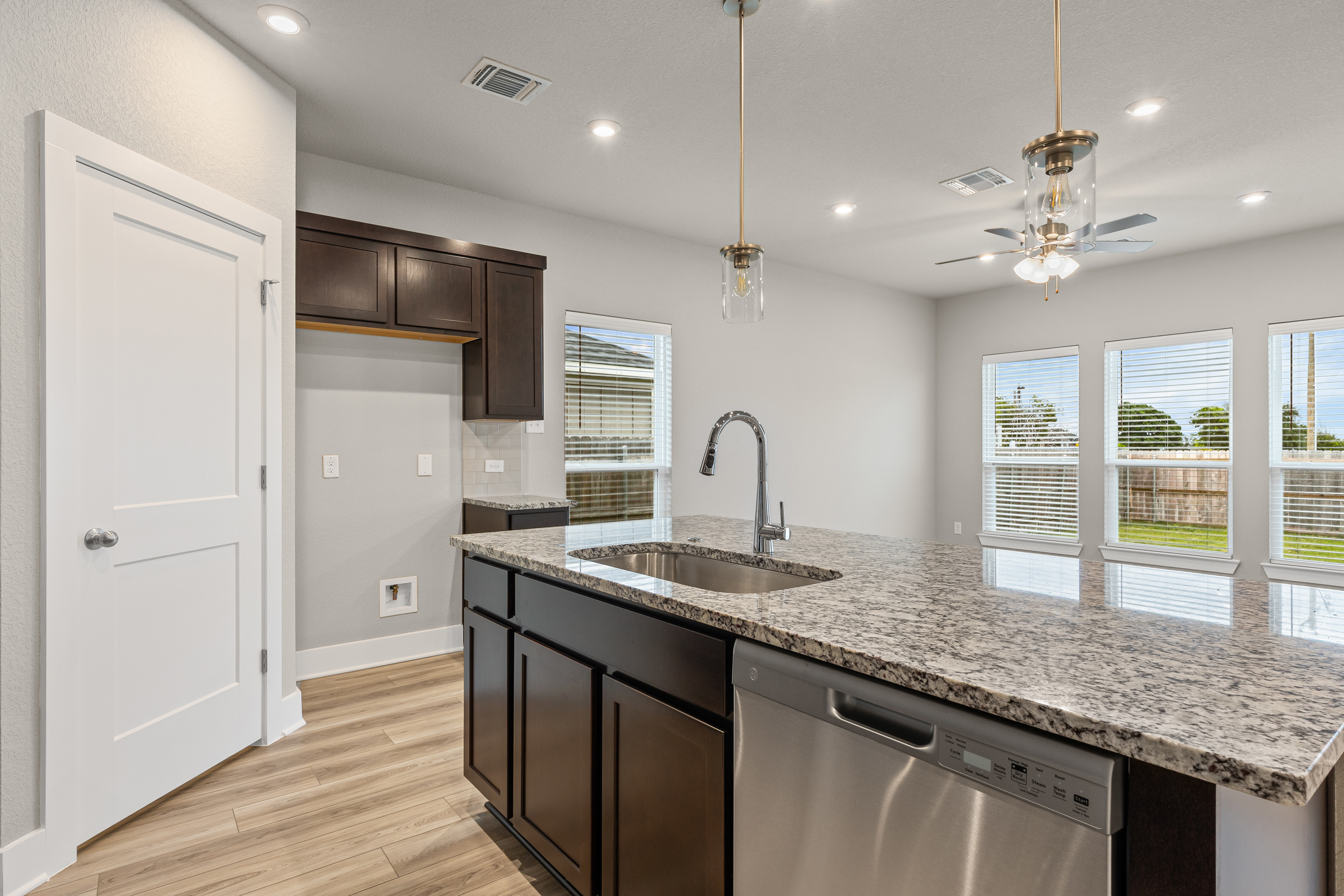 2829 wasilla dr-8