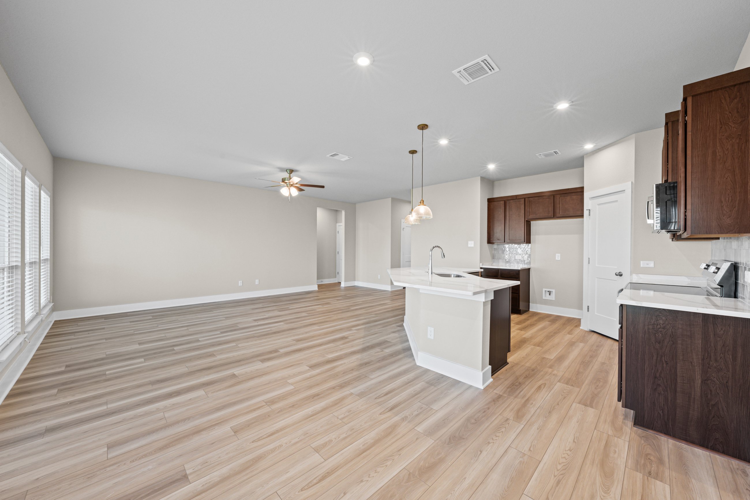 2832 fox river-15