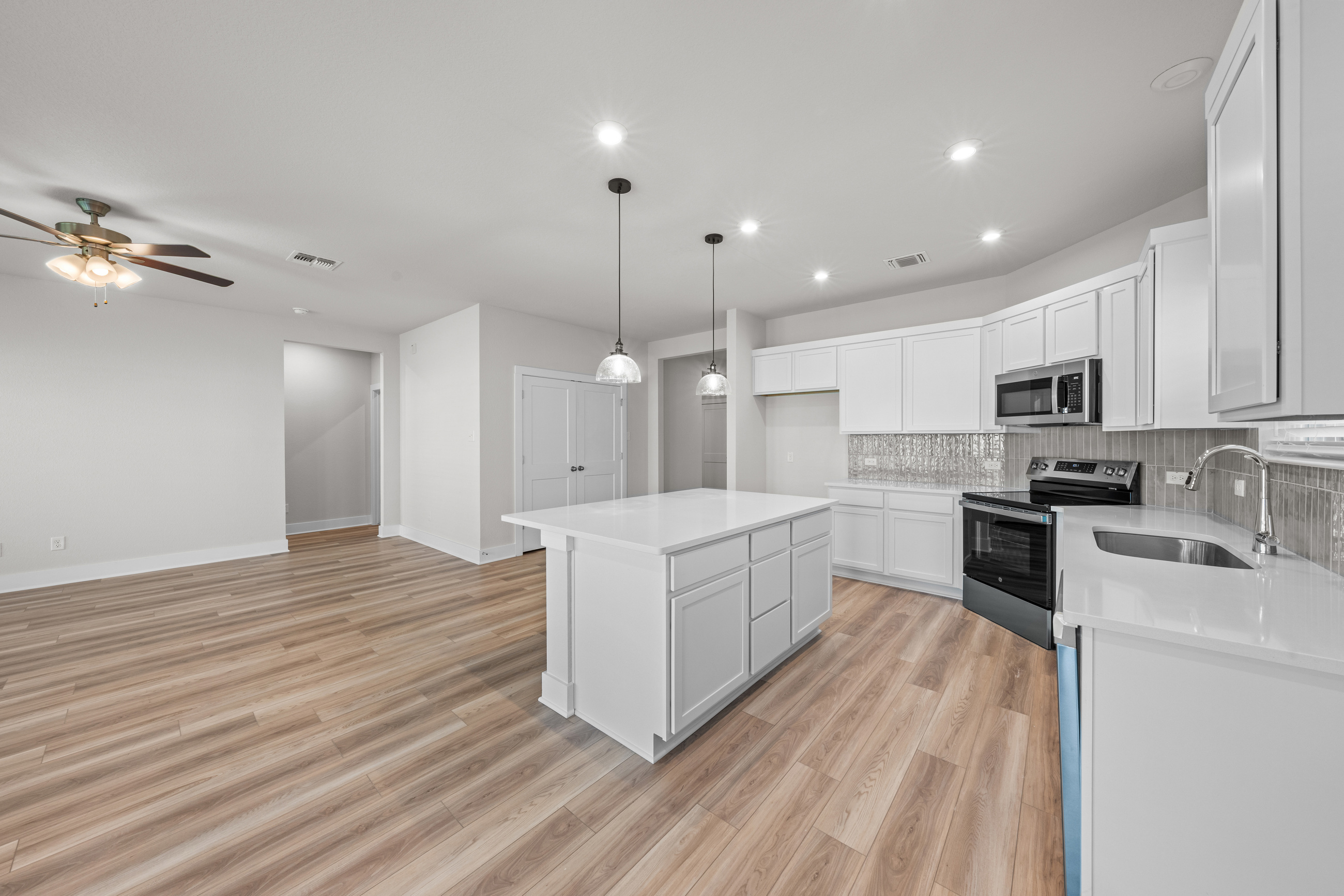 2836 fox river-15