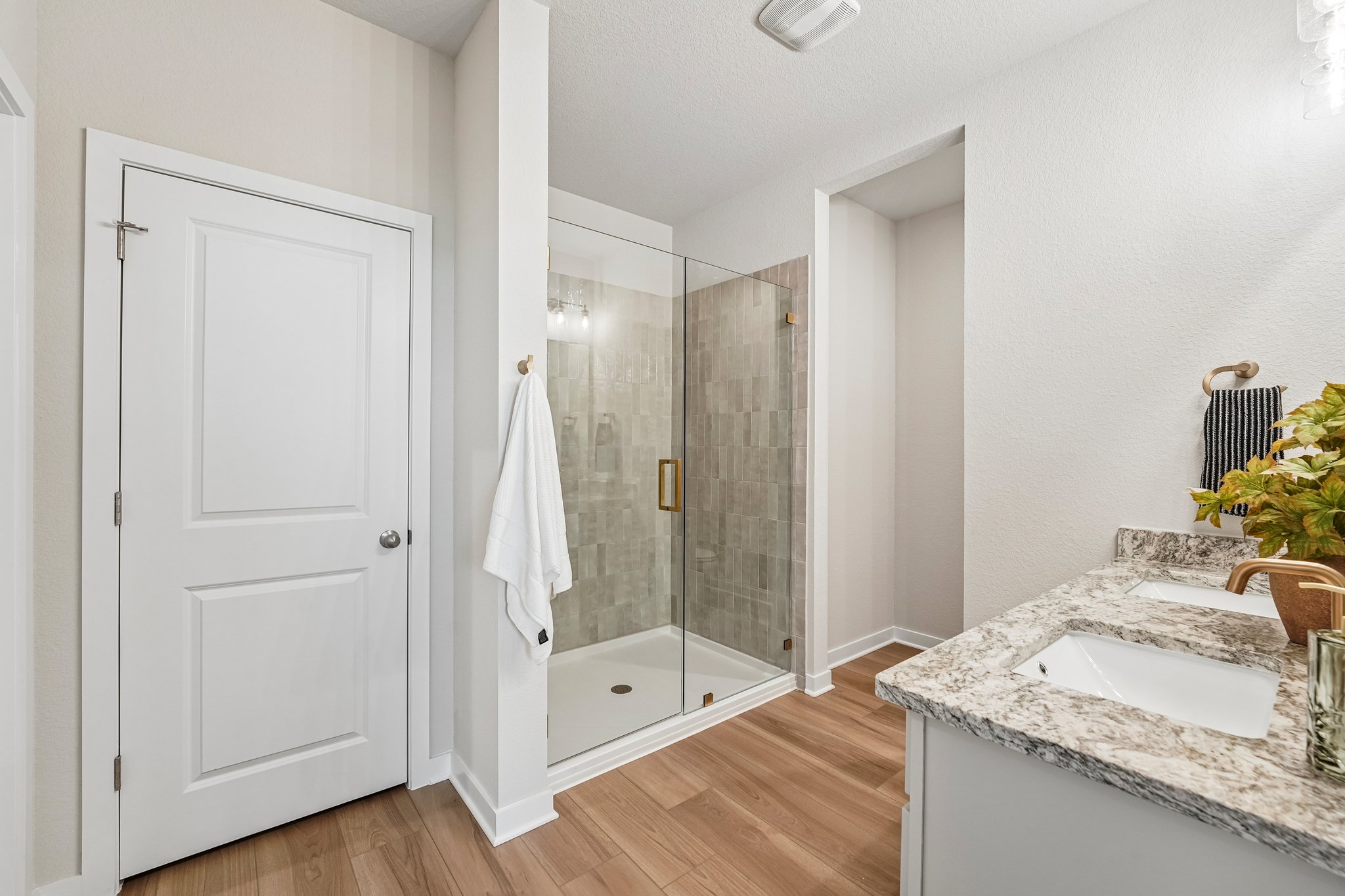 29-web-or-mls-Appaloosas Hl-S2909-029