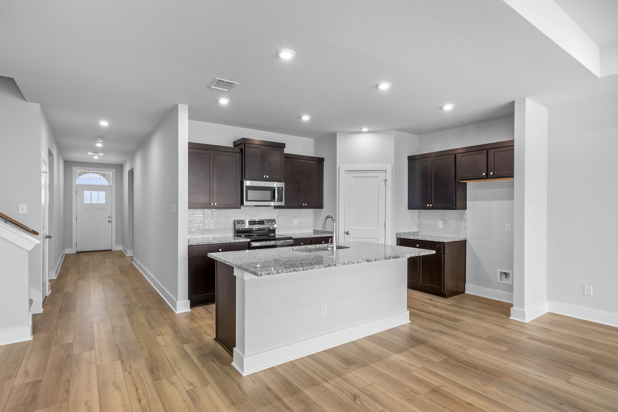 419 winscott dr-12