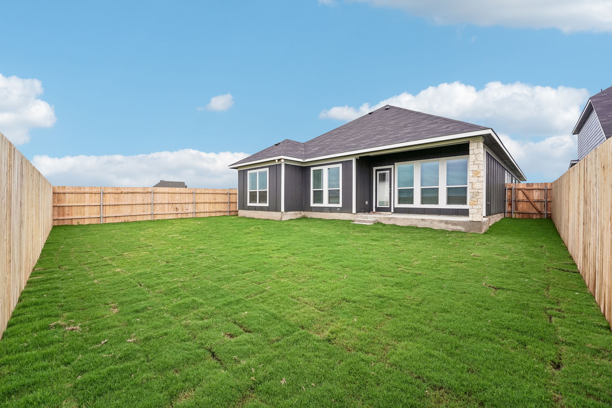 445 Pipe Creek (24)