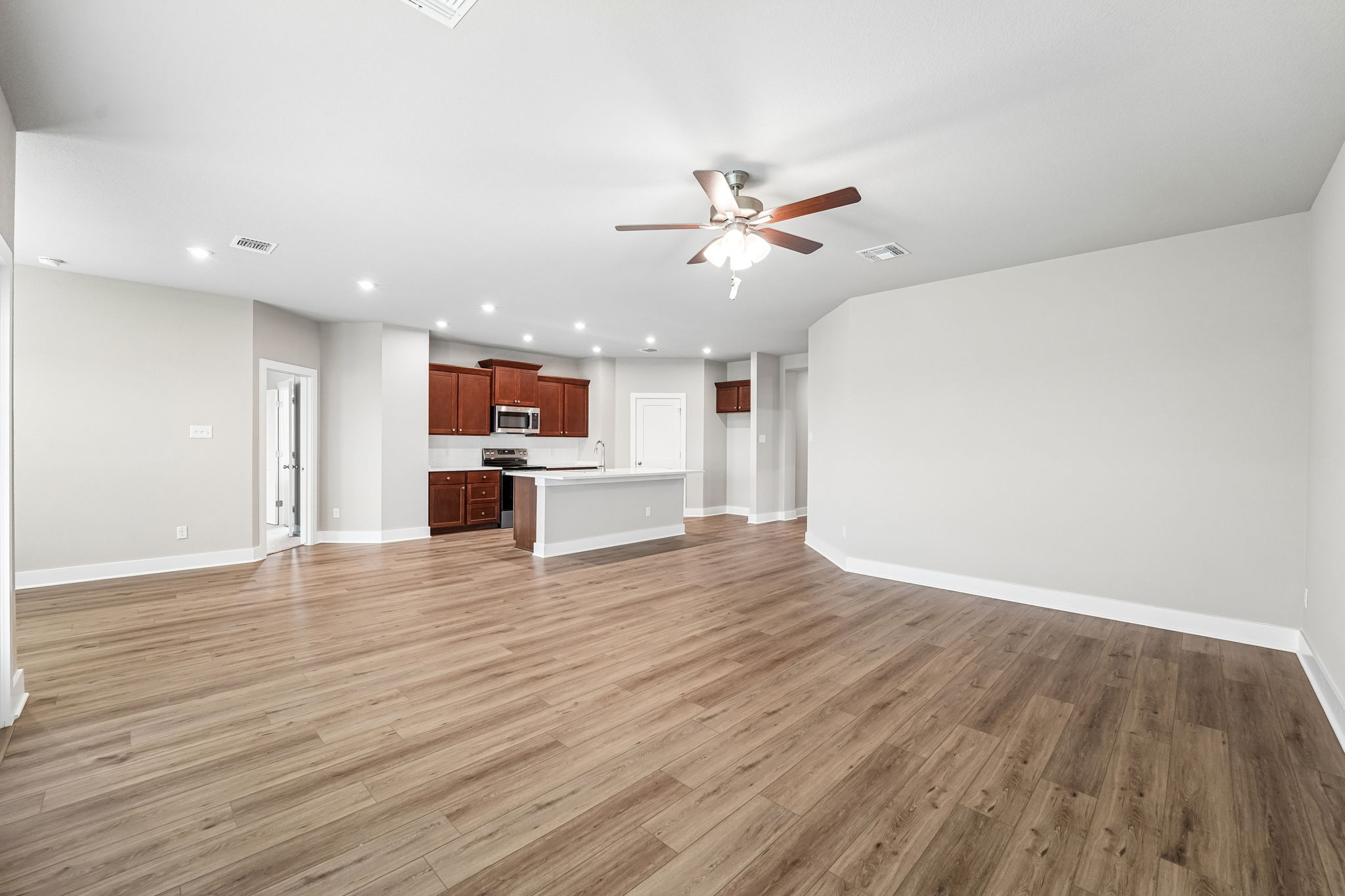 445 Pipe Creek (33)