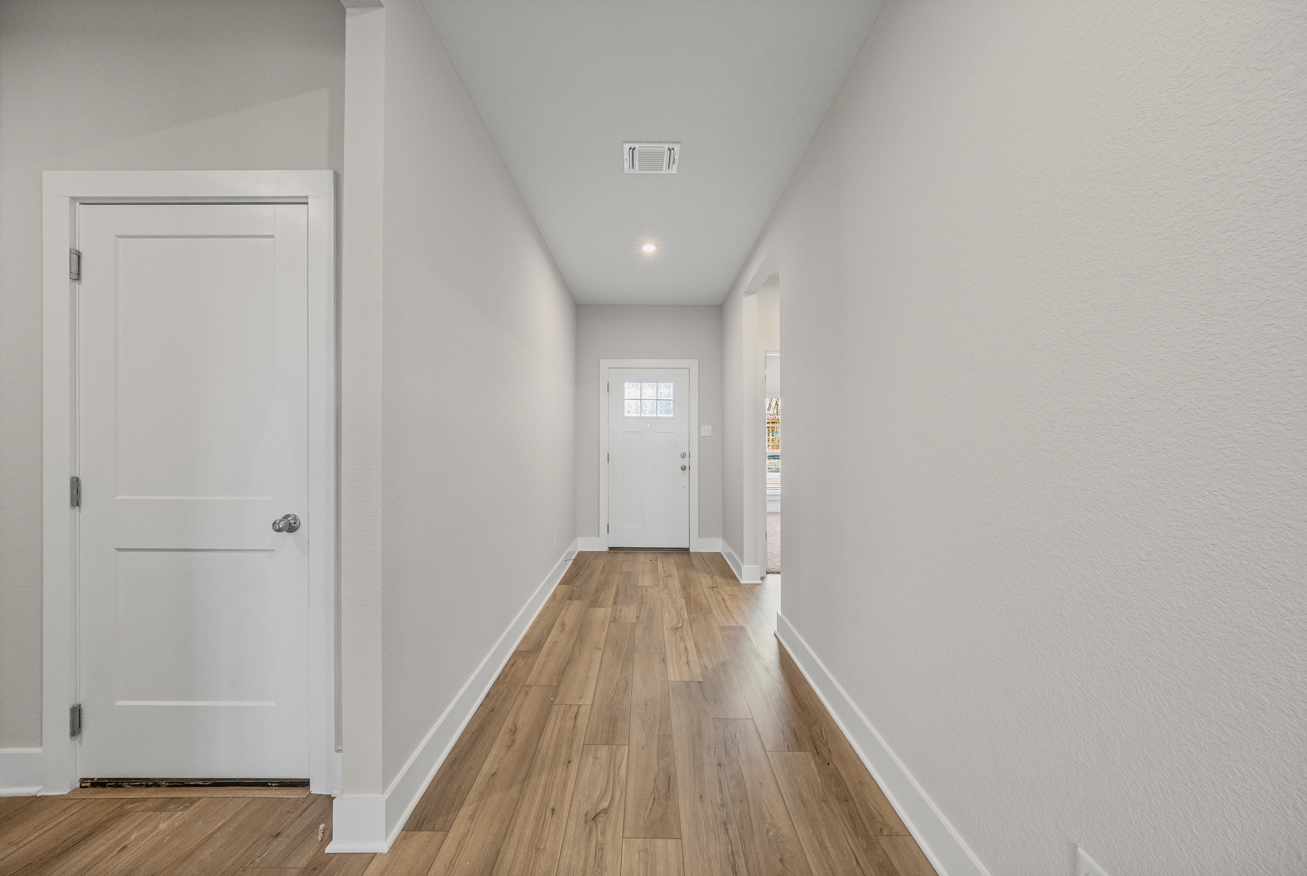 4561 allison dr-17