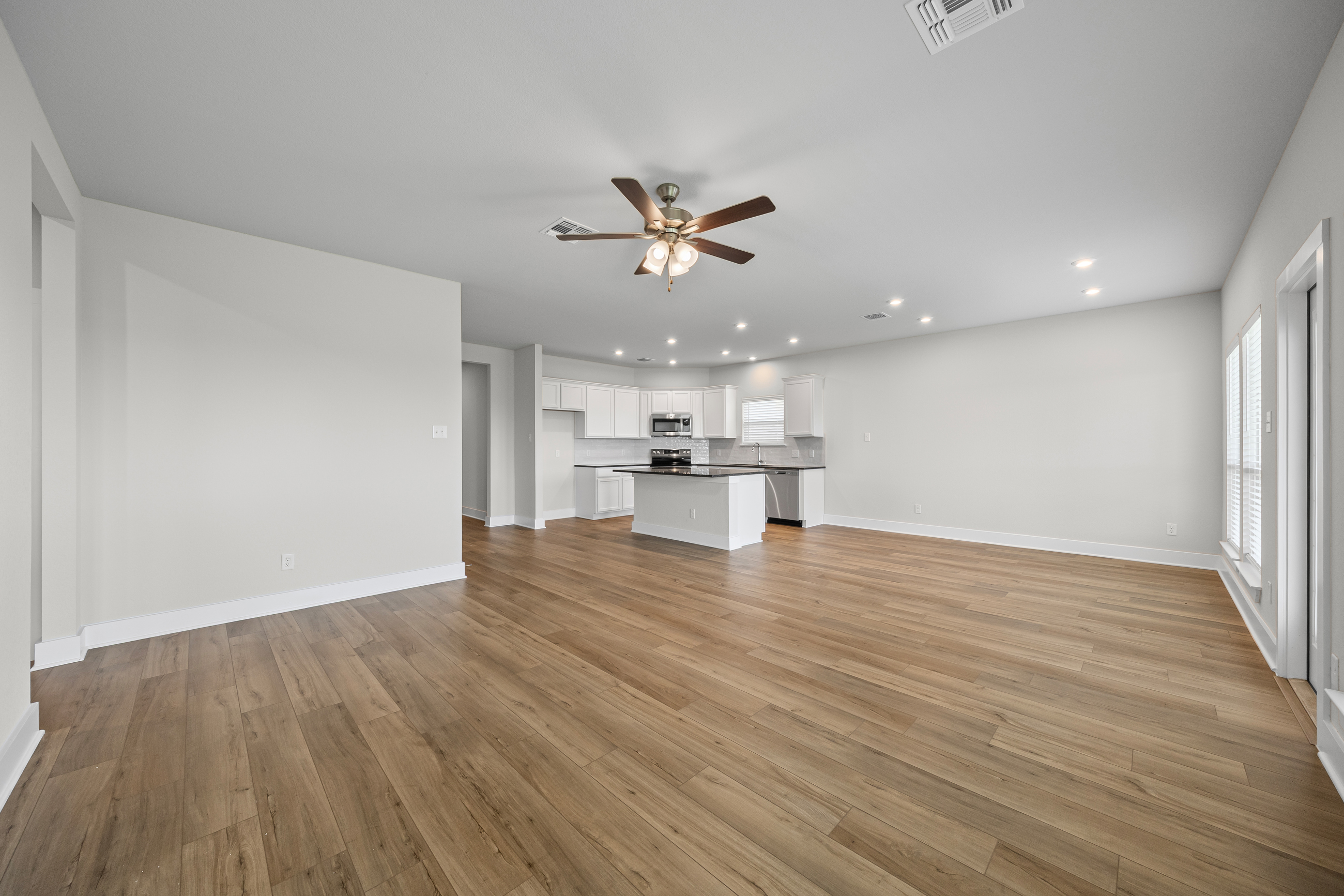 4561 allison dr-3