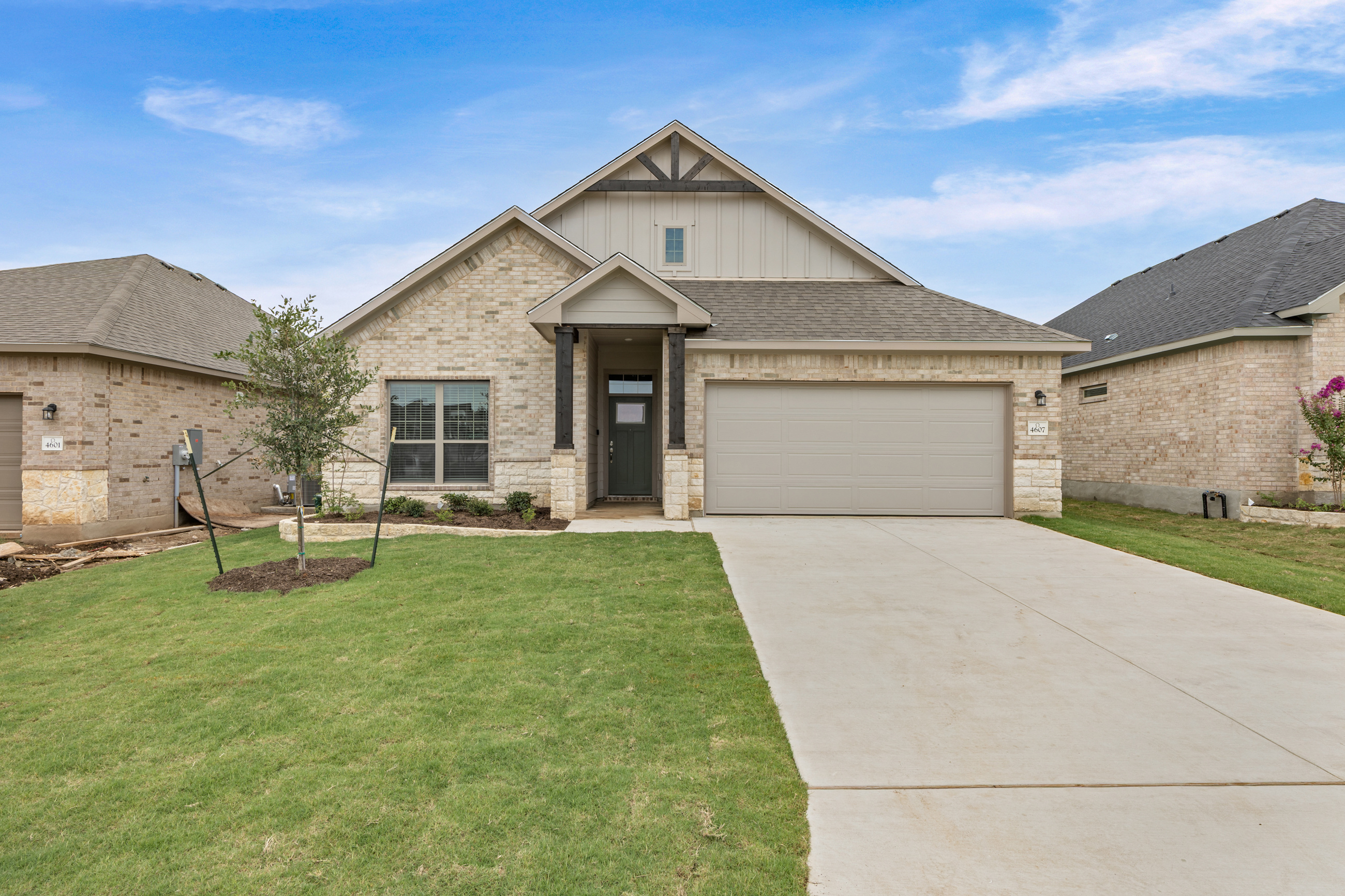 4607 allison dr-1