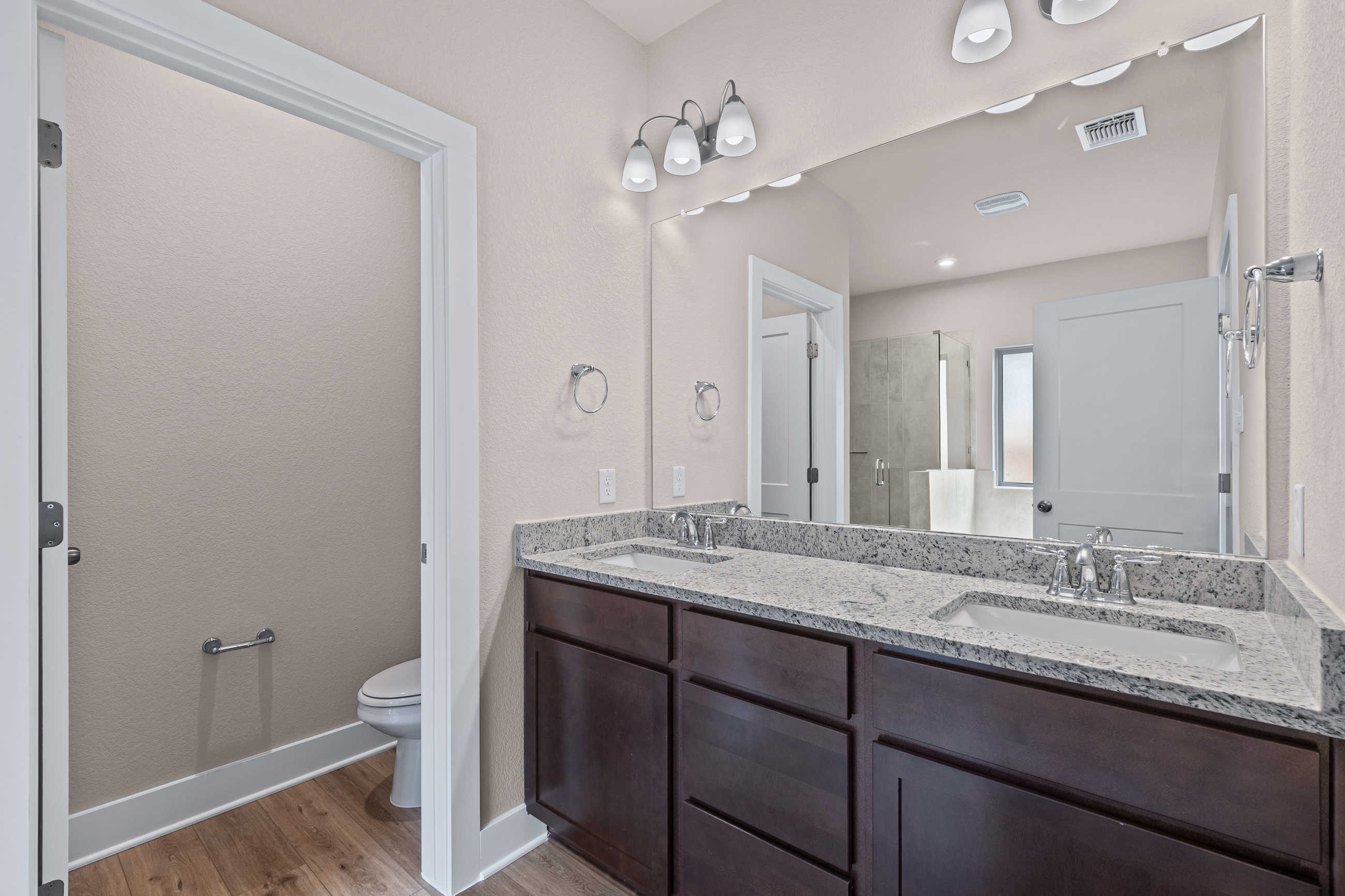 4607 allison dr-24