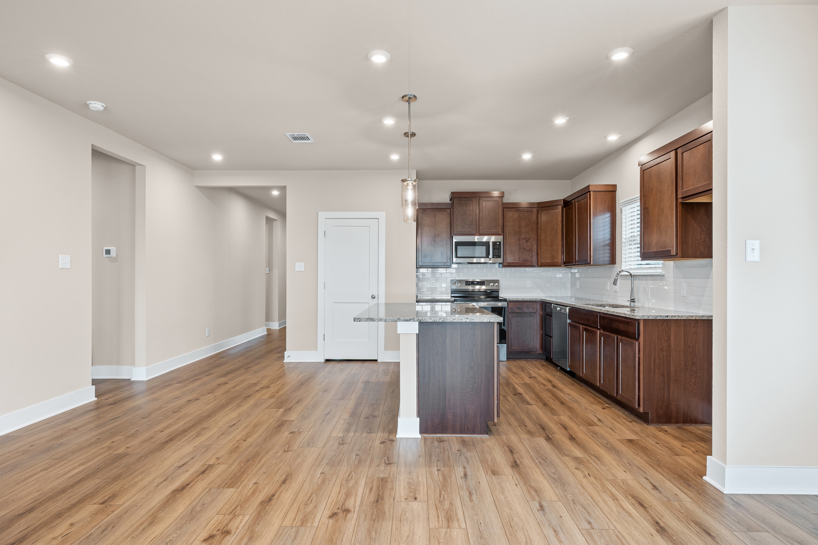 4607 allison dr-6
