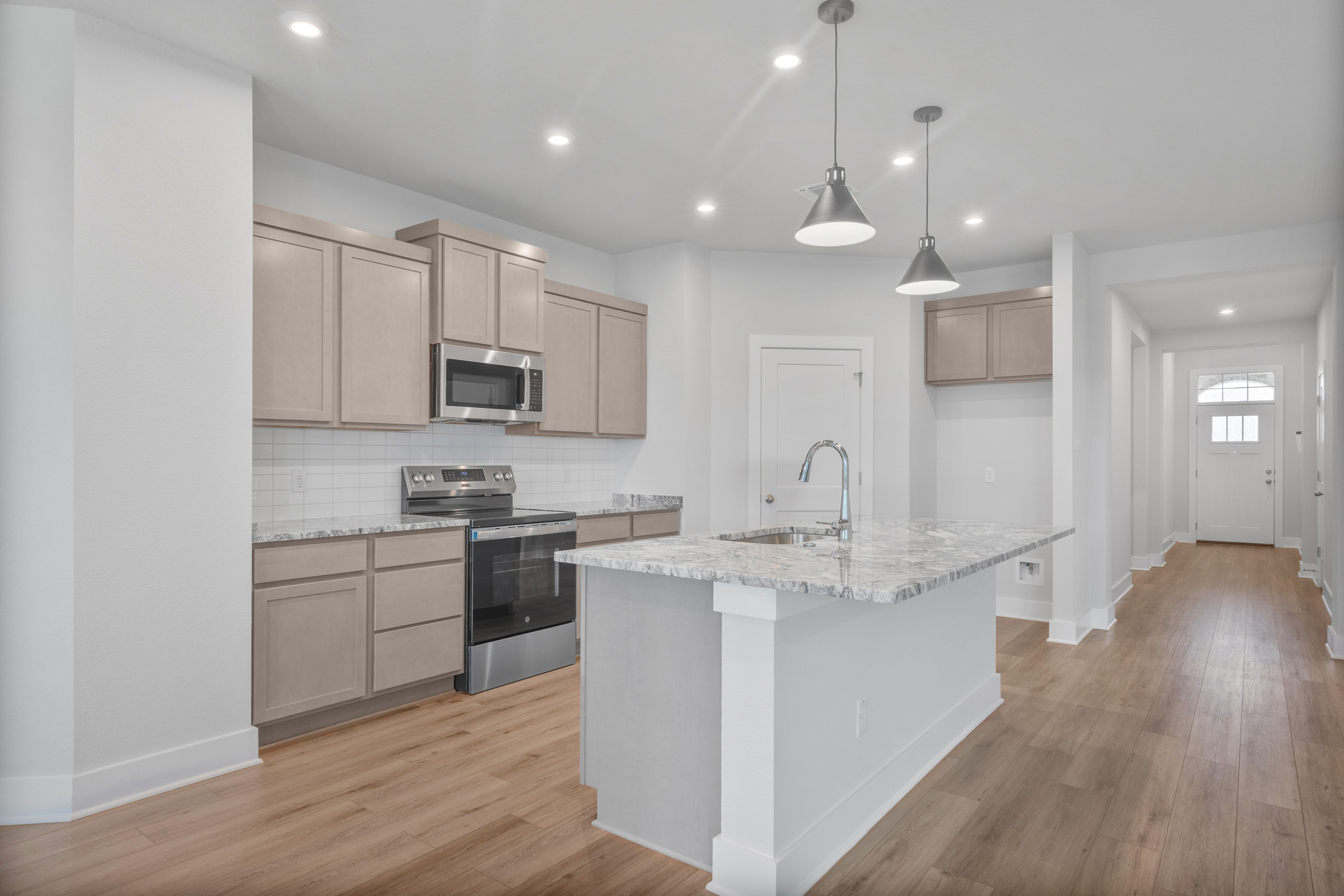 4613 allison dr-14