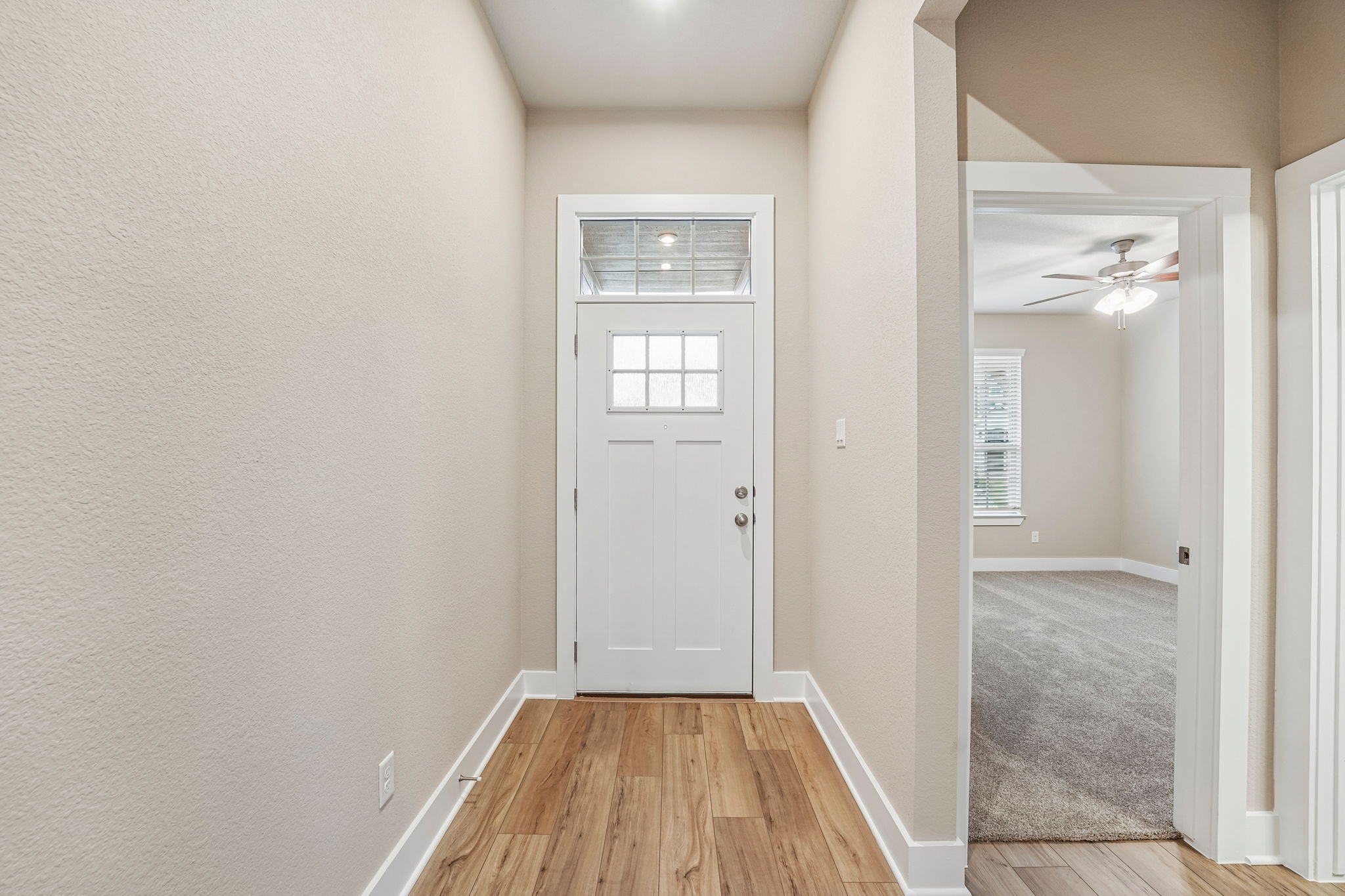 5025 Lassen Ln (2)