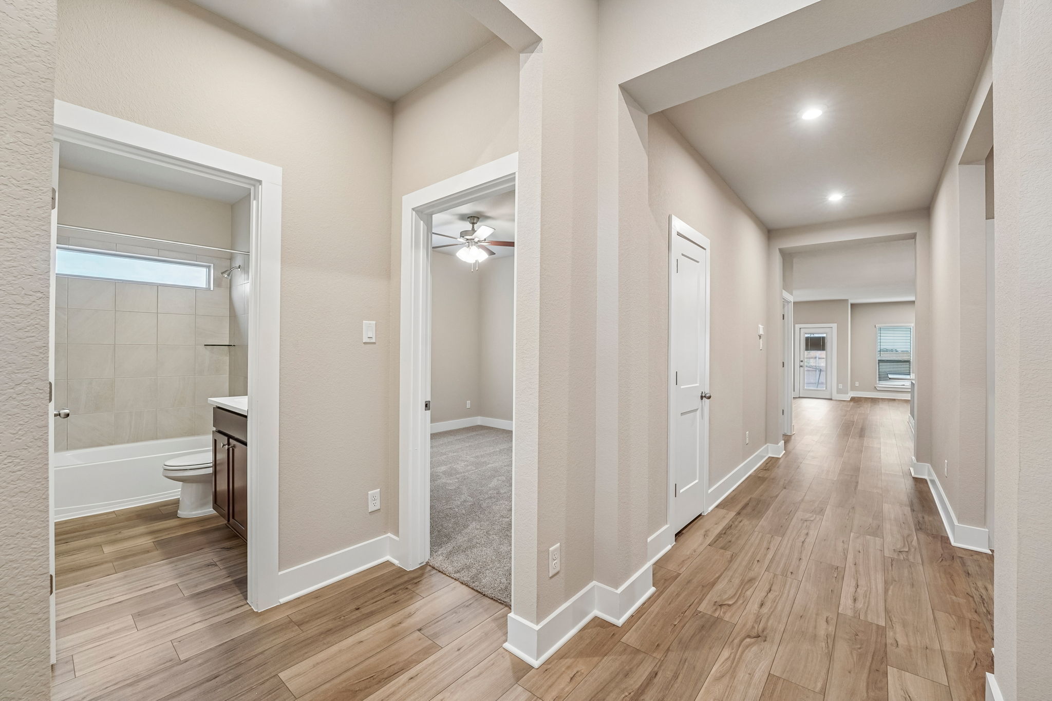 5025 Lassen Ln (3)