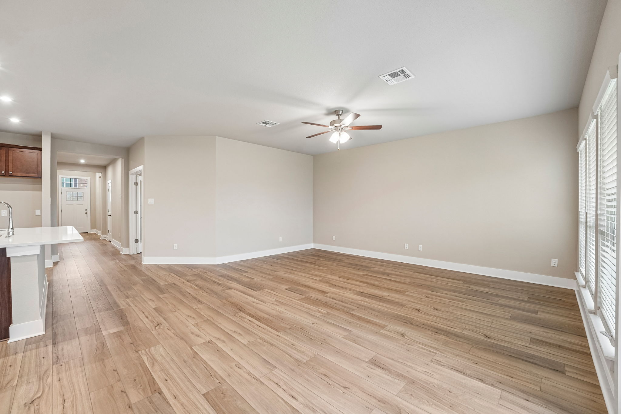 5025 Lassen Ln (7)
