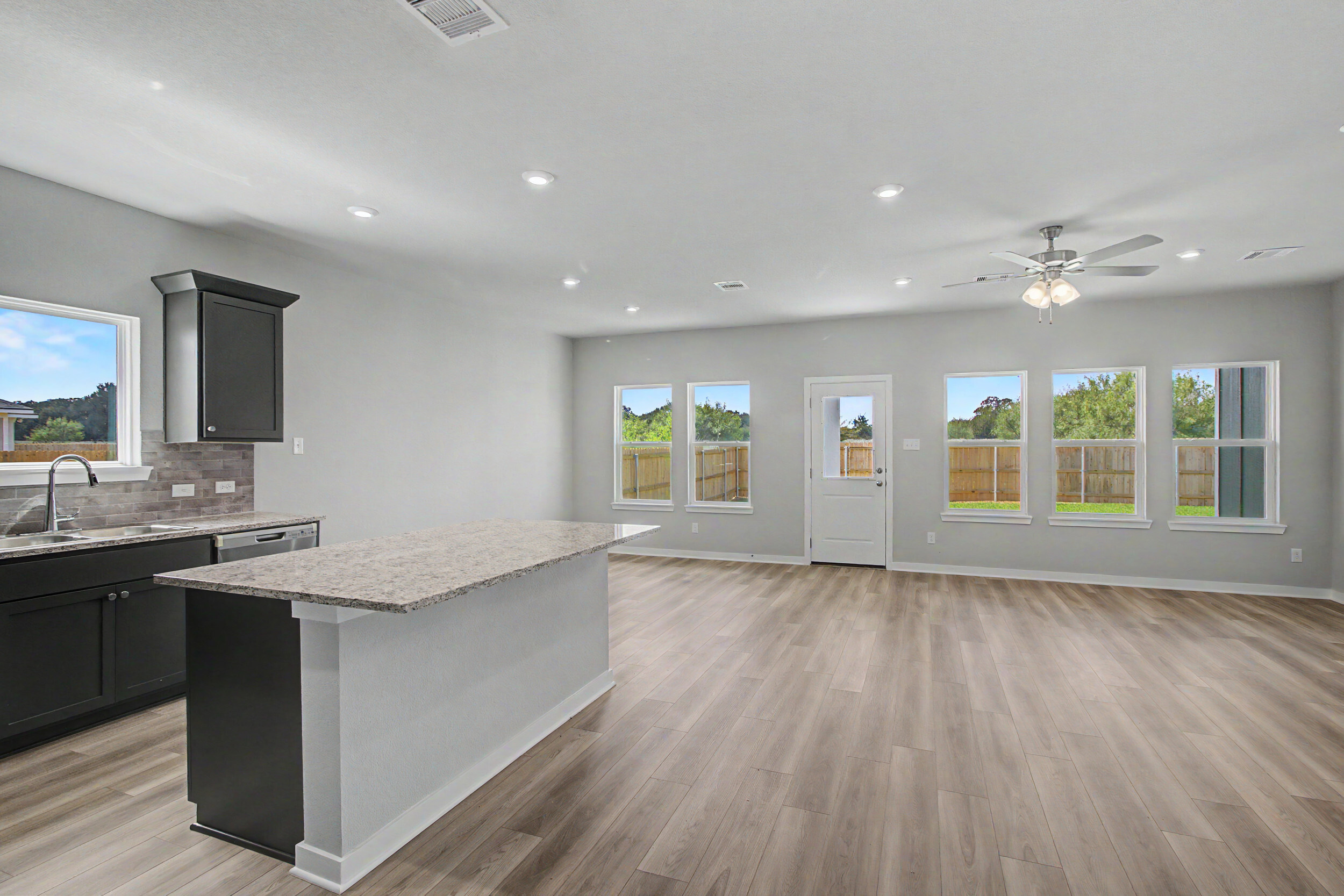 5522 Harriet St (34)
