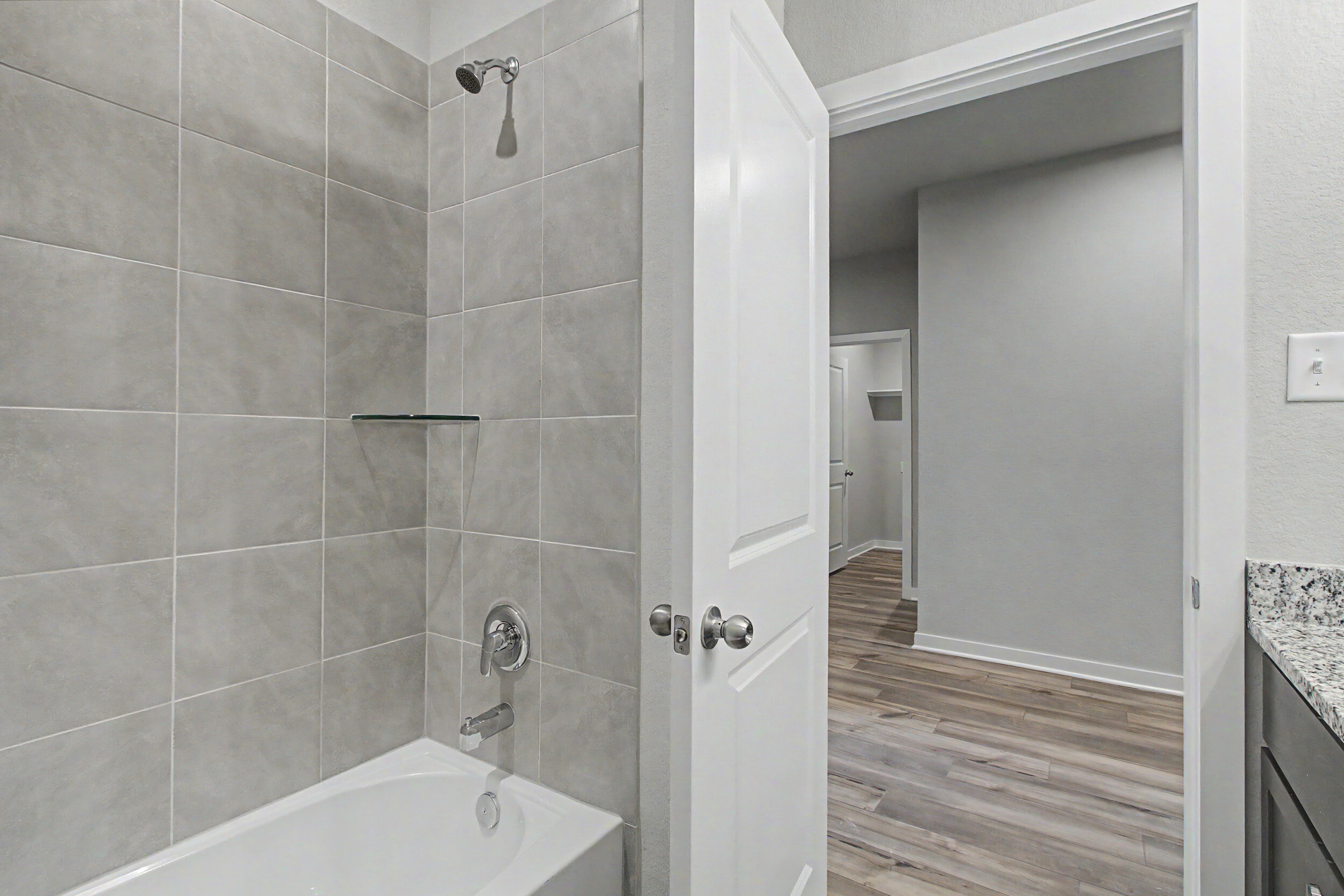 5526 Harriet St (25)