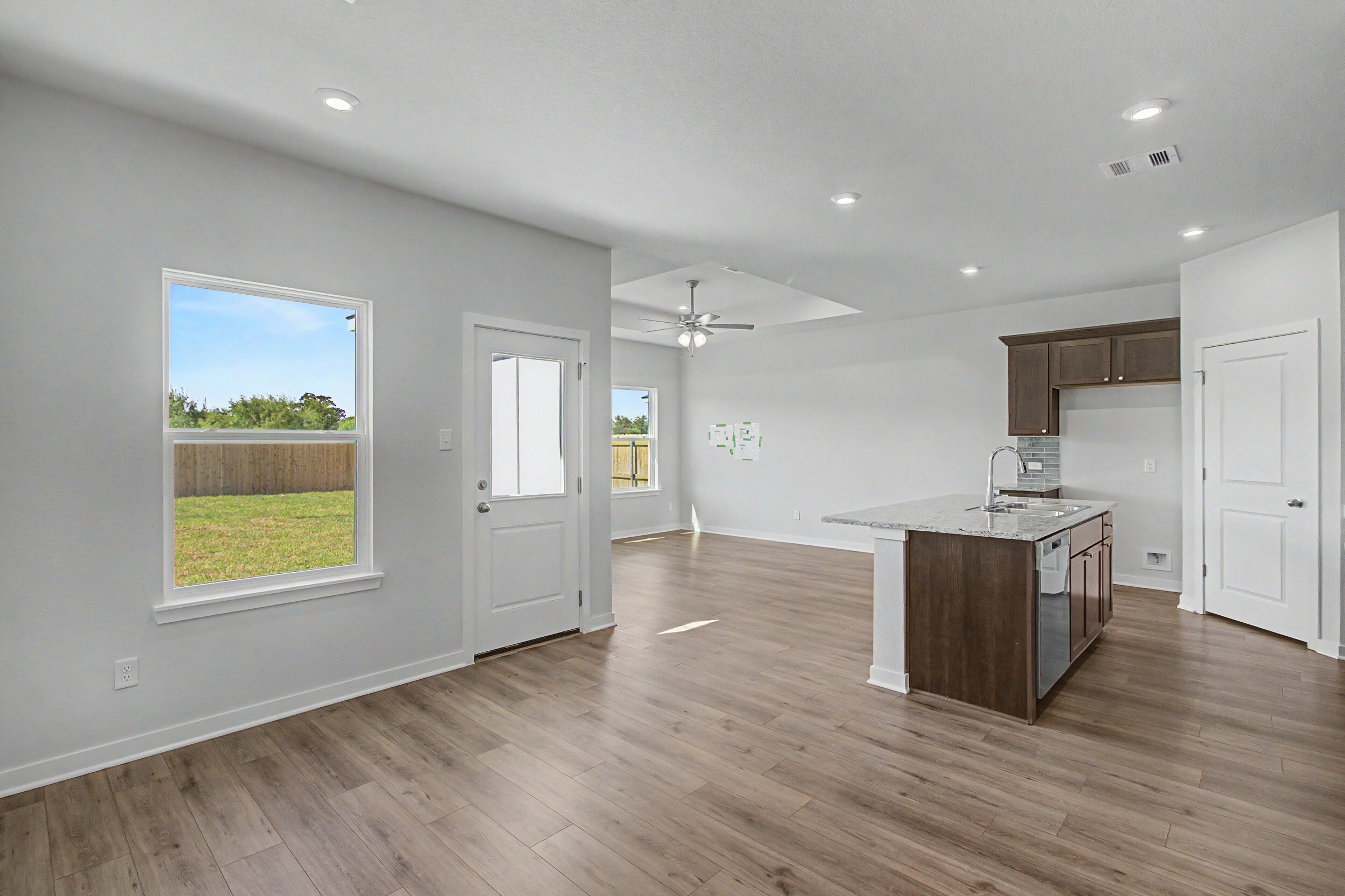 5528 Harriet St (13)