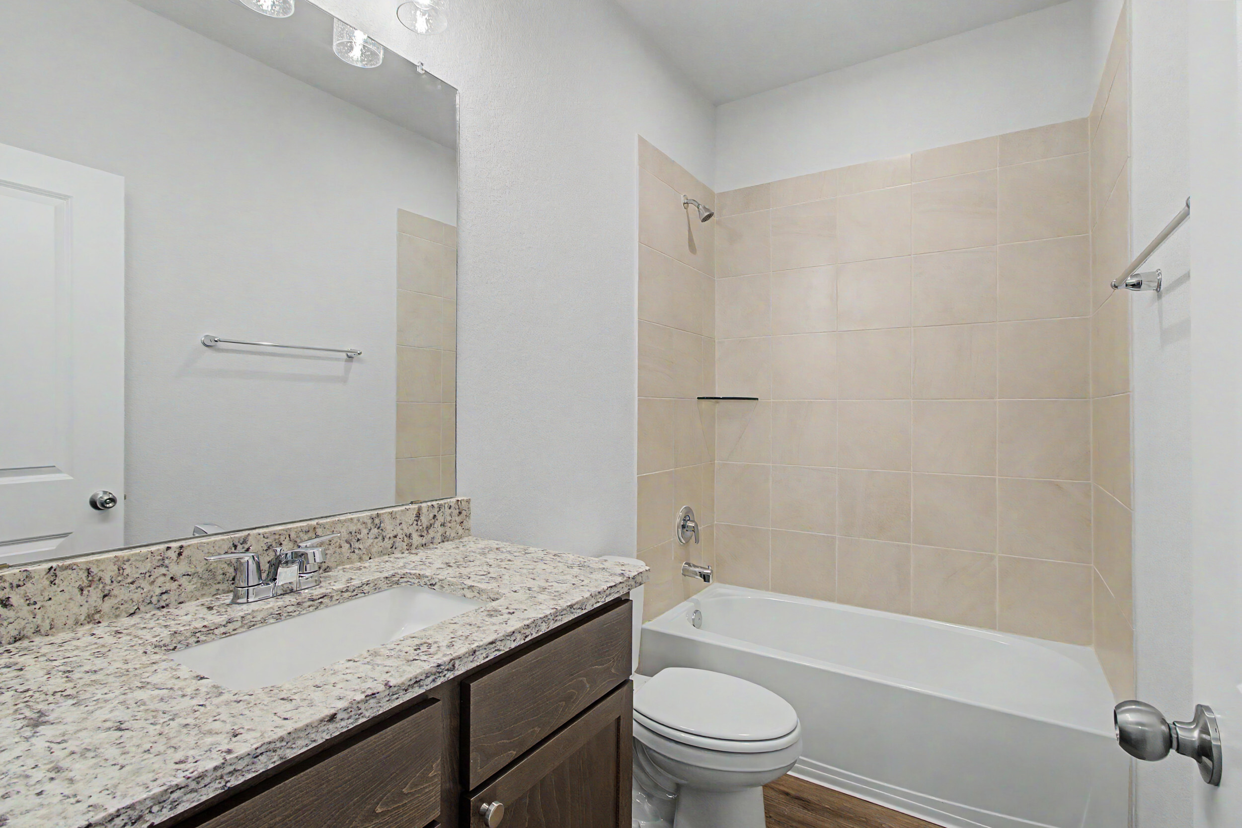 5528 Harriet St (2)