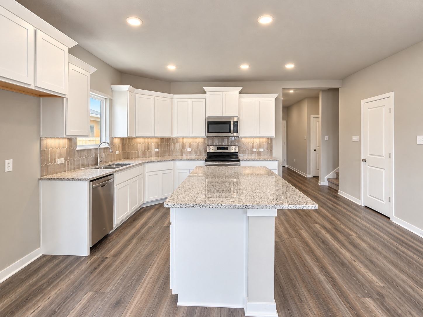 5530_Harriet_Kitchen_2