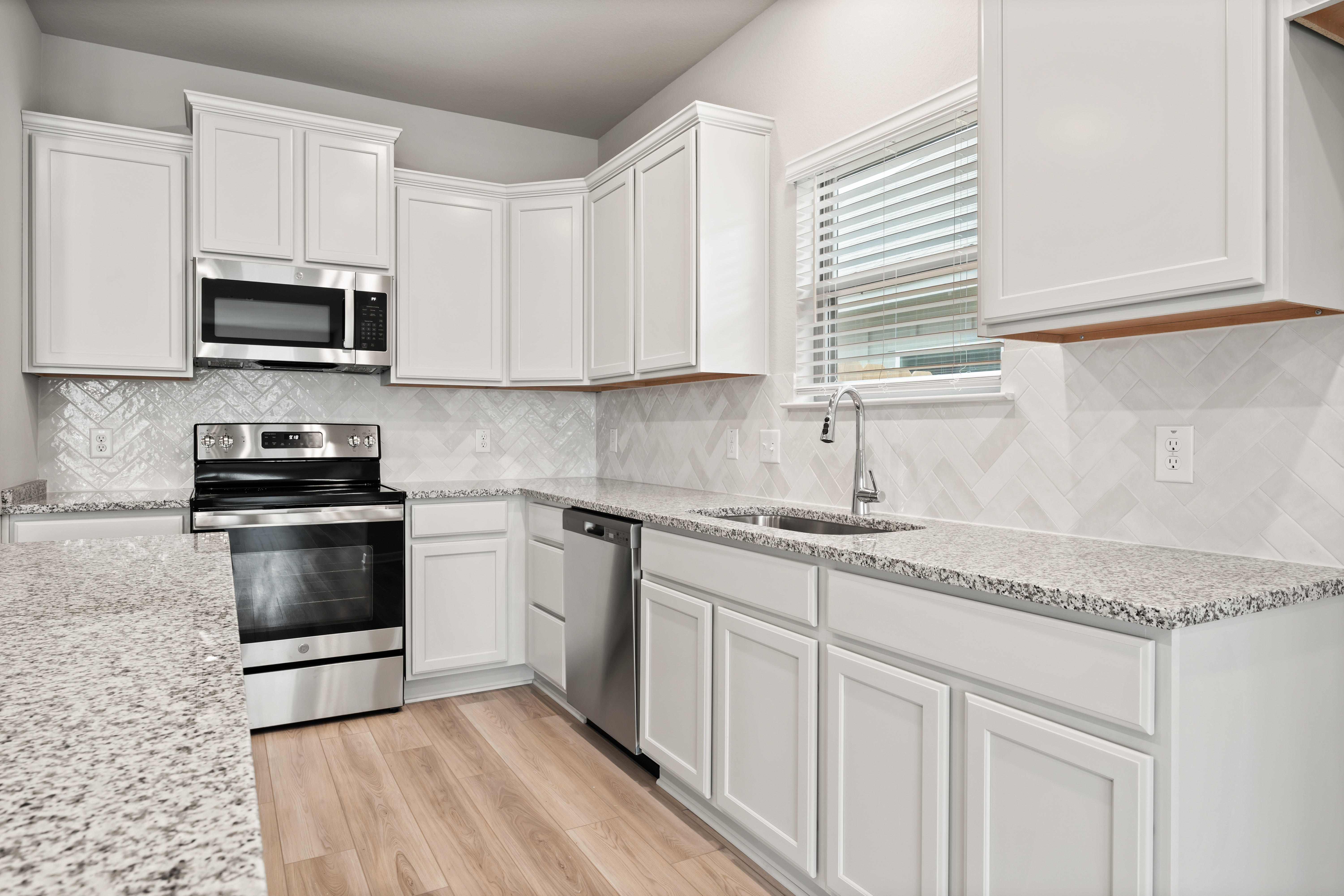 615-winscott-ave-016