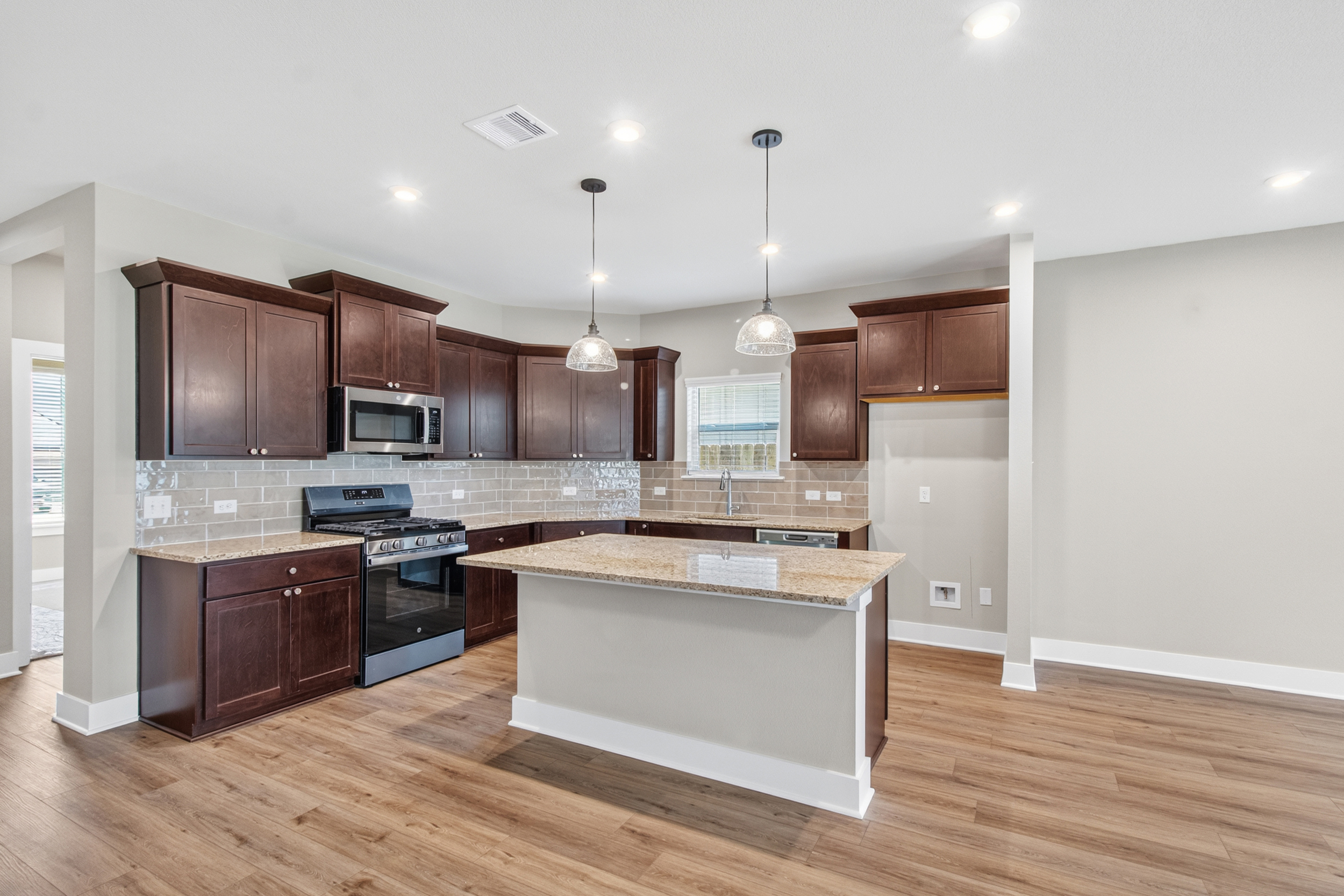 6307 Raleigh Dr (24)