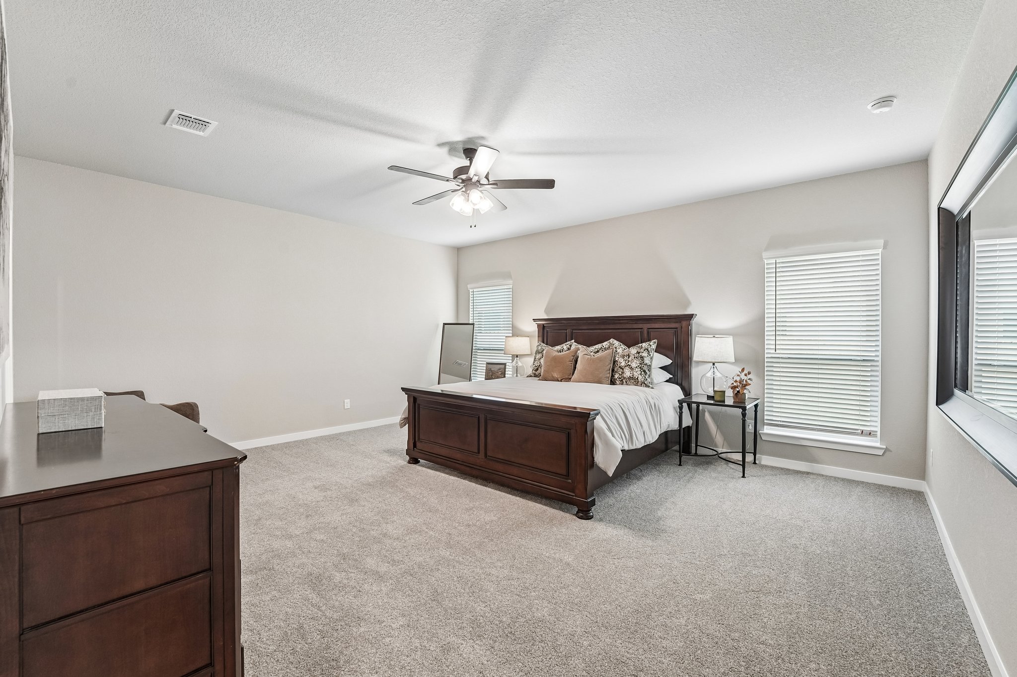 7006 Touchstone (24)