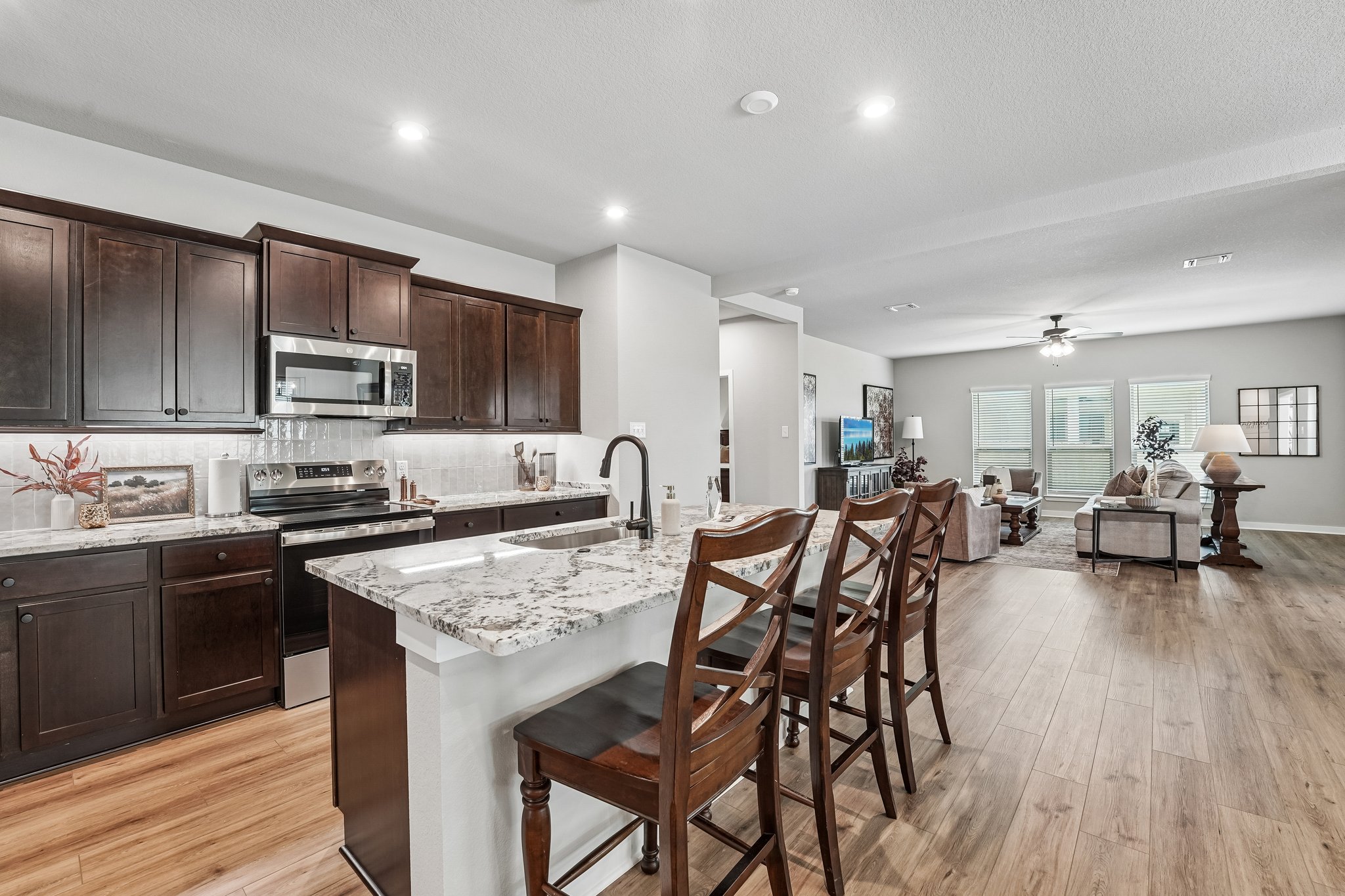 7006 Touchstone (5)