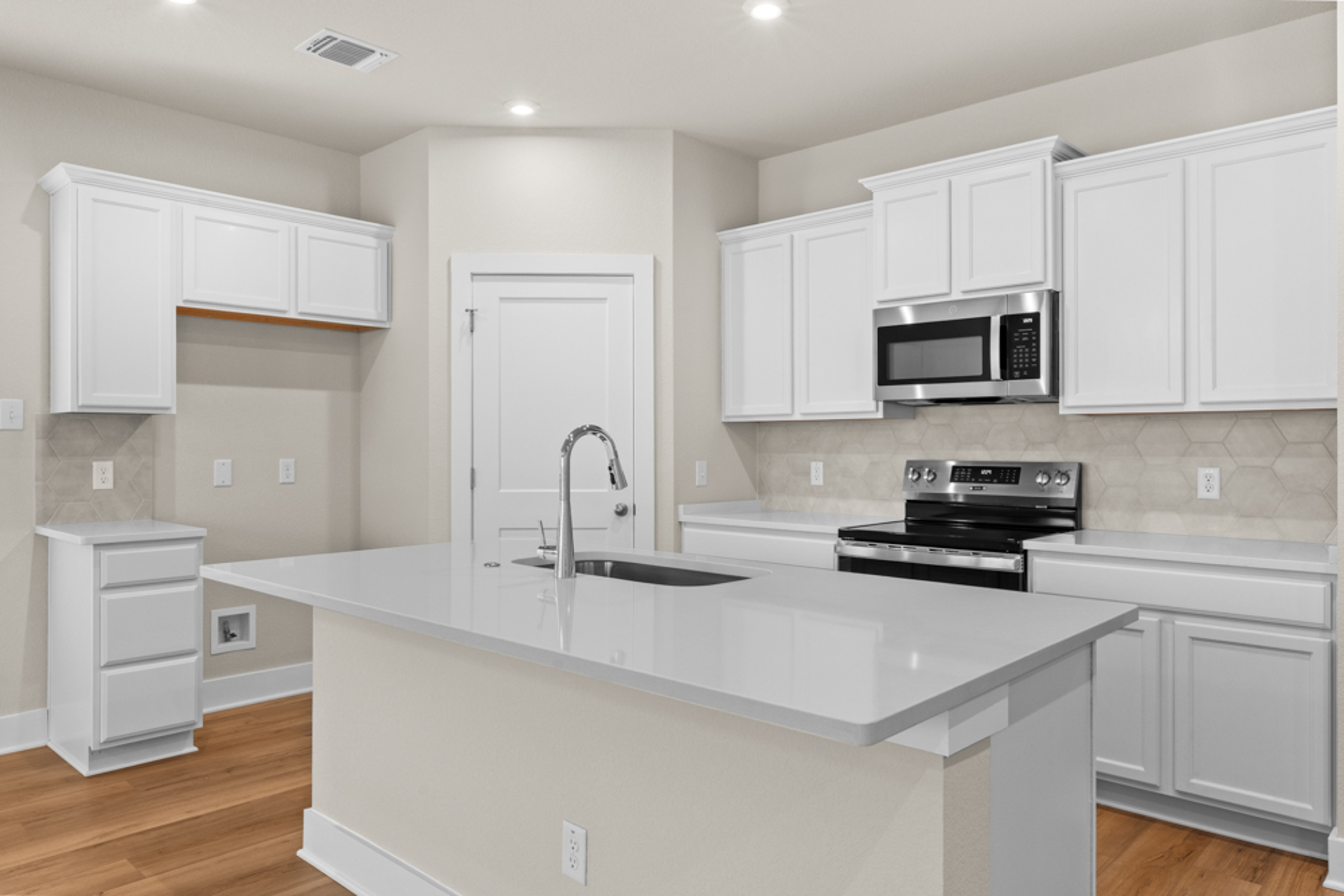 708 winscott-13
