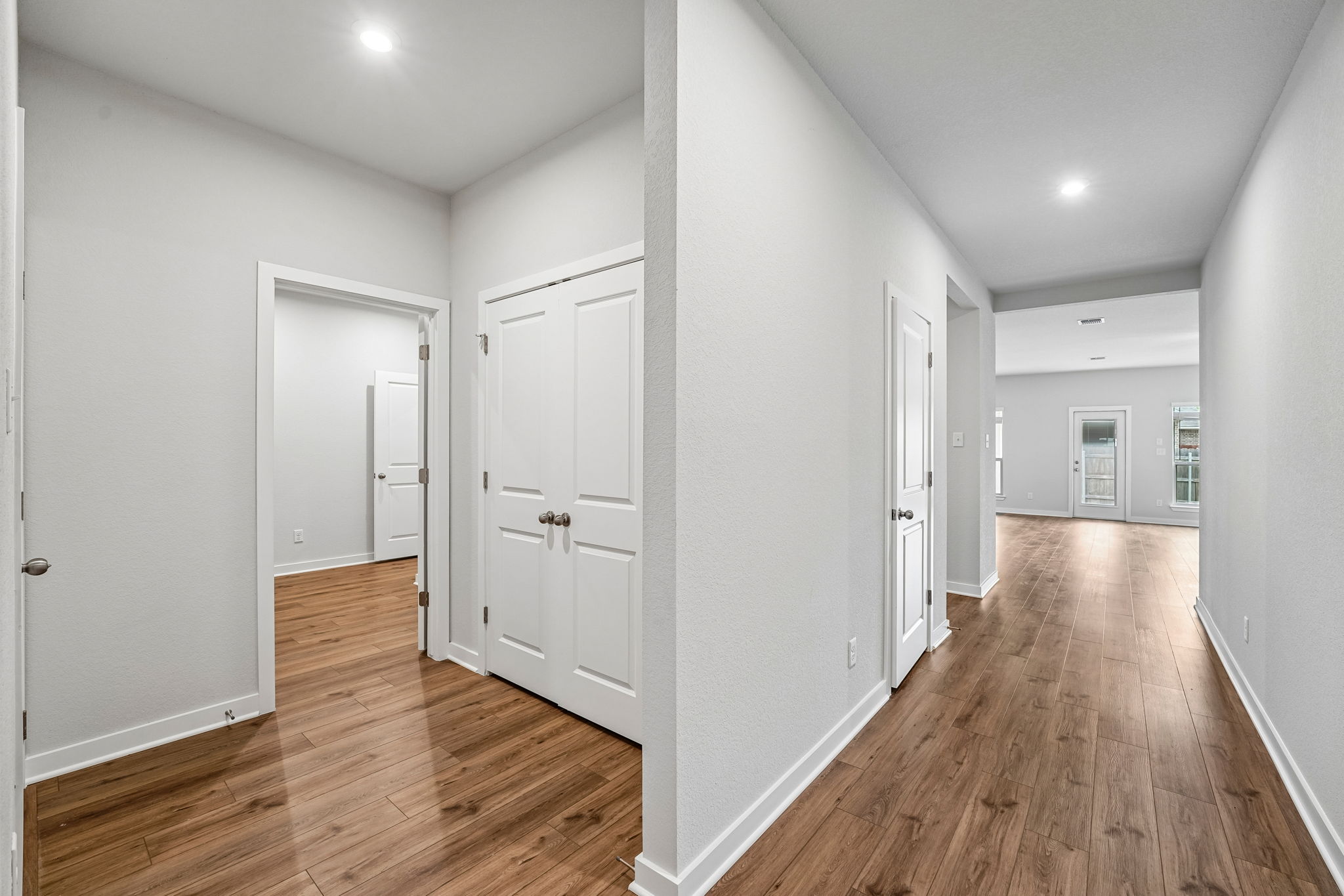 7102 Rosado Dr (37)