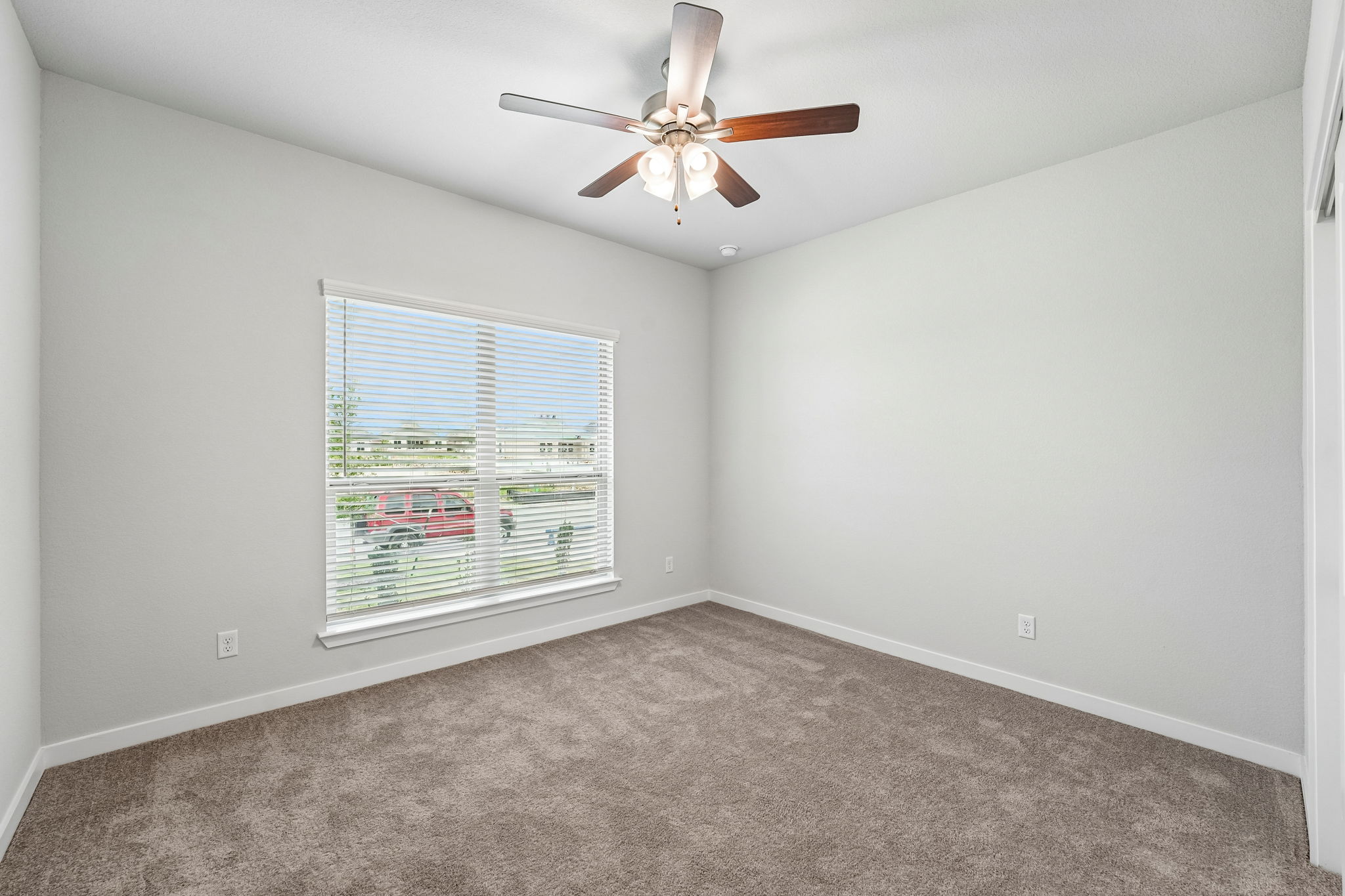 7102 Rosado Dr (4)