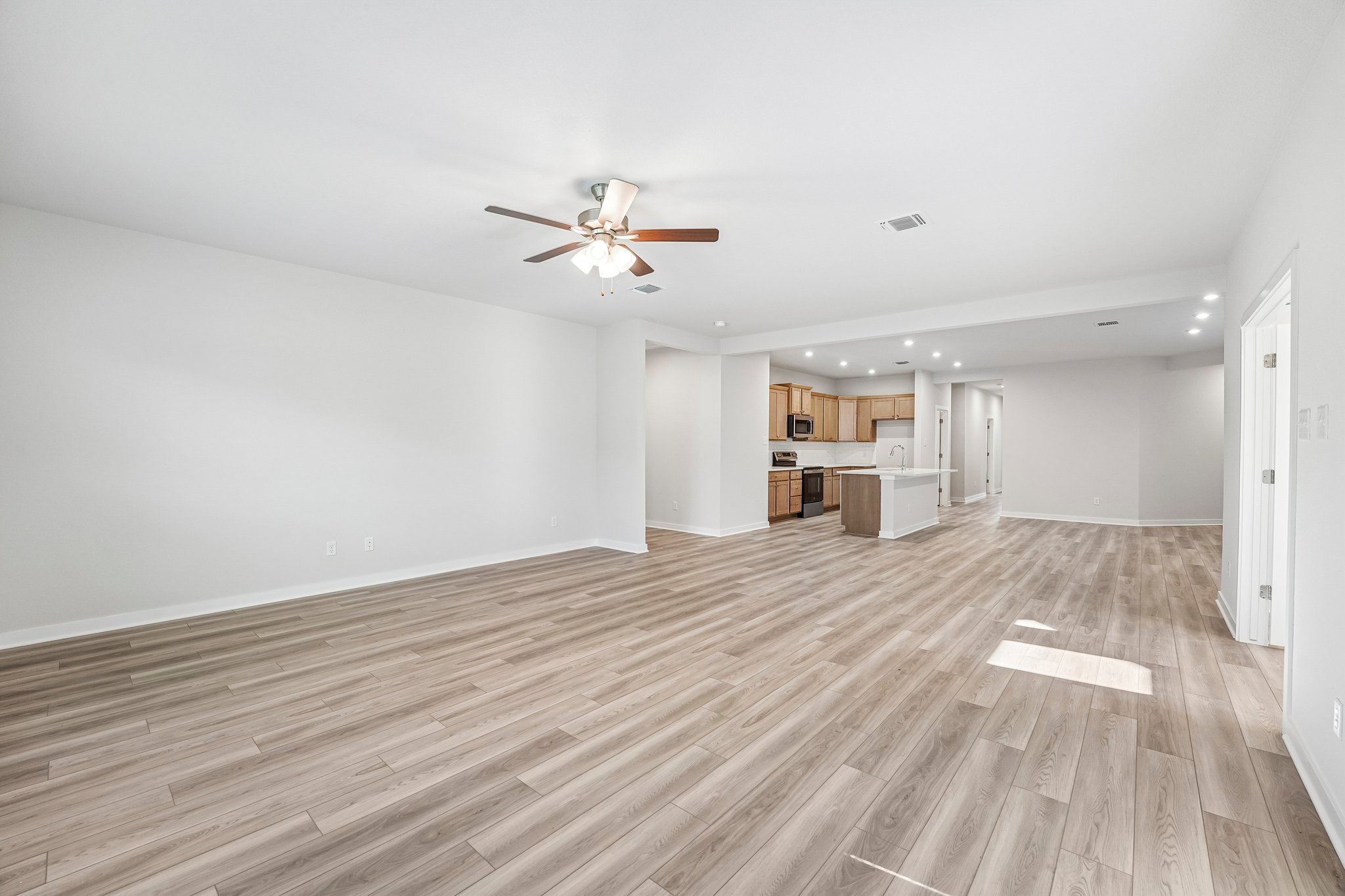 7107 Rosado Dr (2)