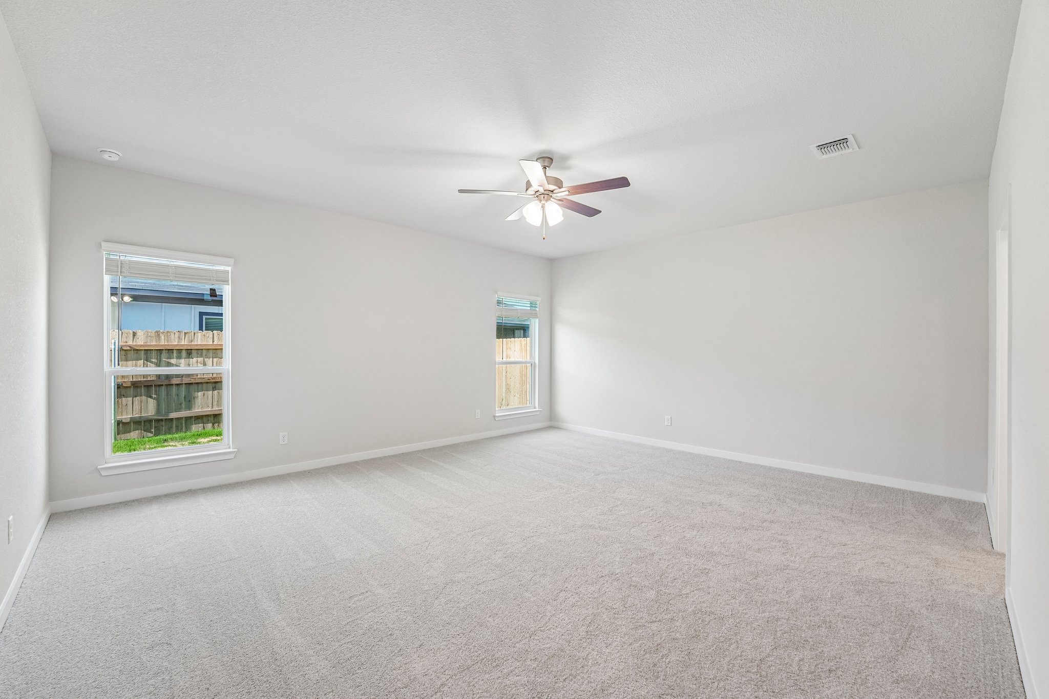7107 Rosado Dr (25)