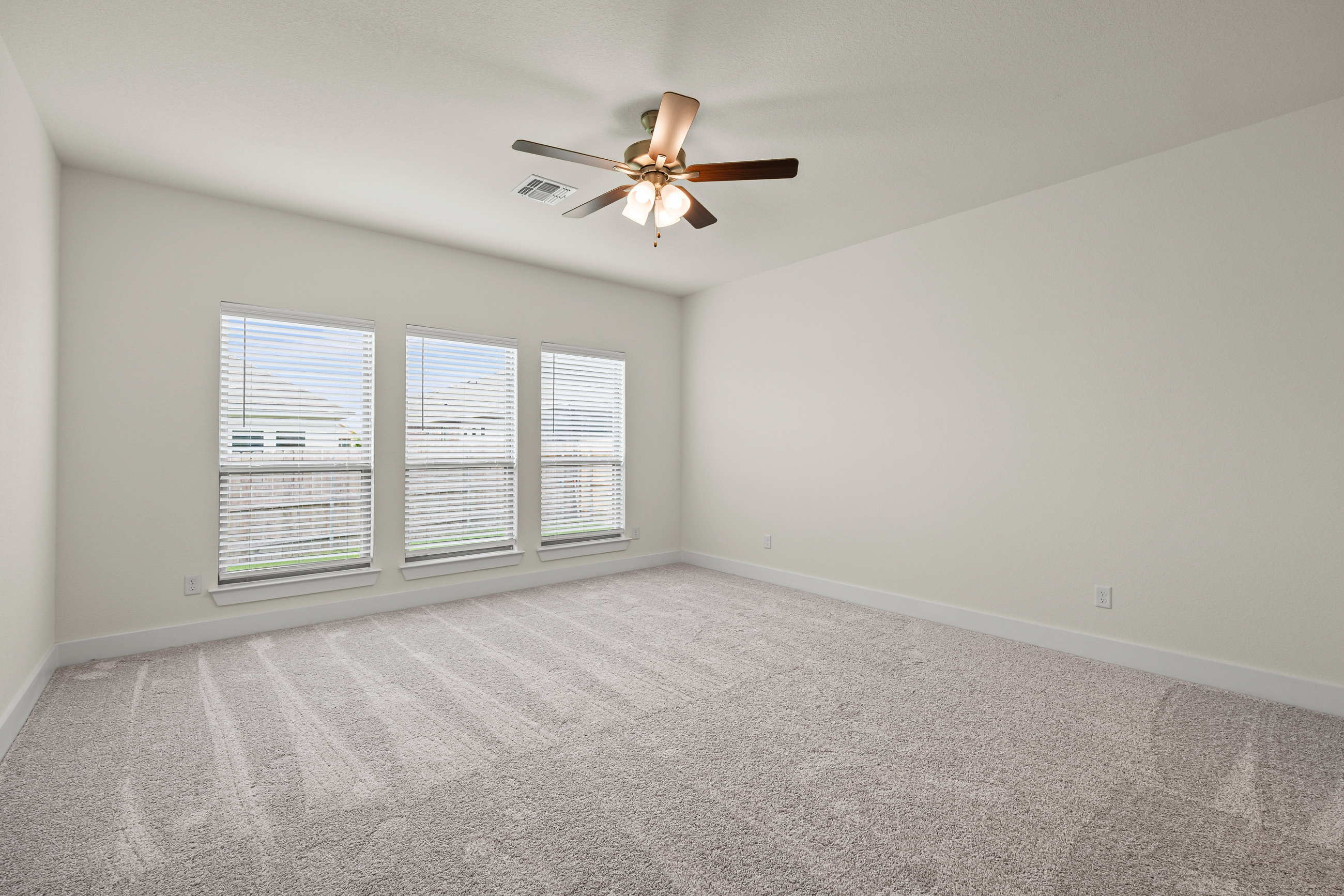 7217 caladium dr-20